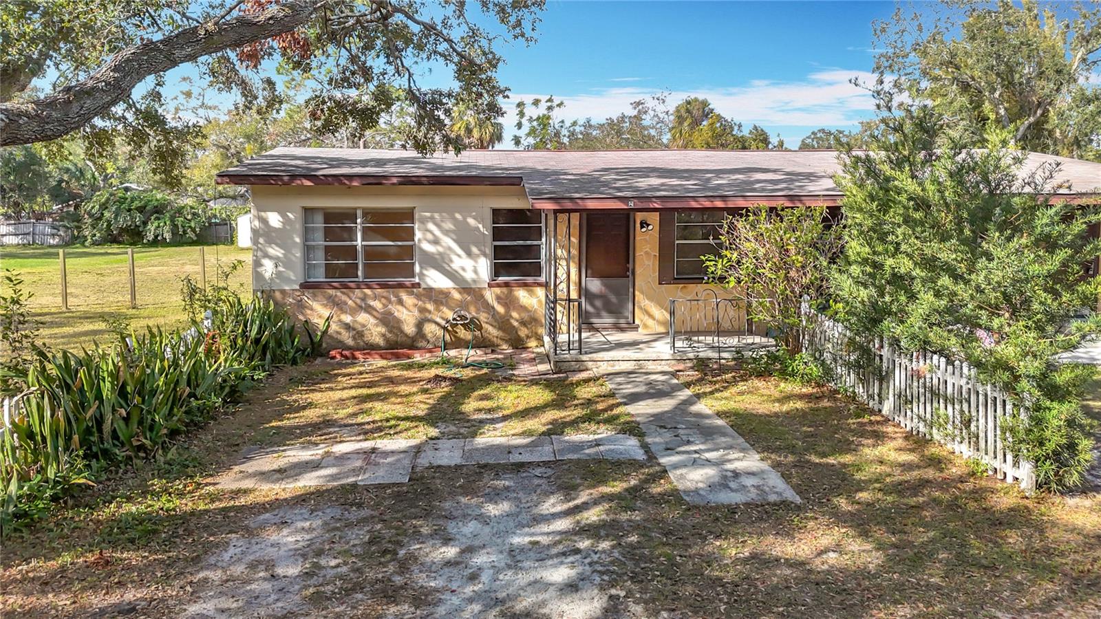 5512 DANIELS RD, TAMPA, FL, 33634