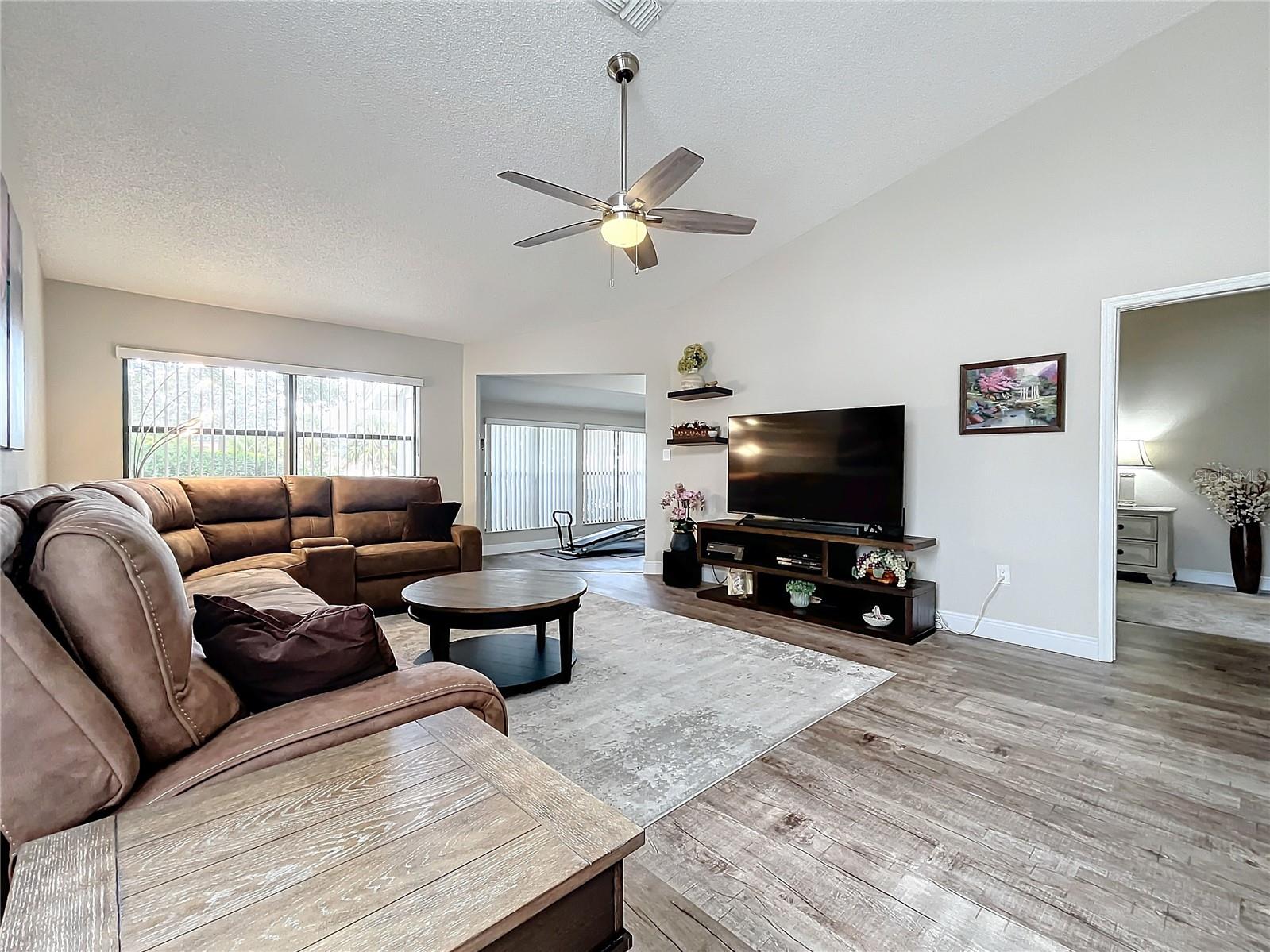1530 REBECCA LN #401, DUNEDIN, FL, 34698