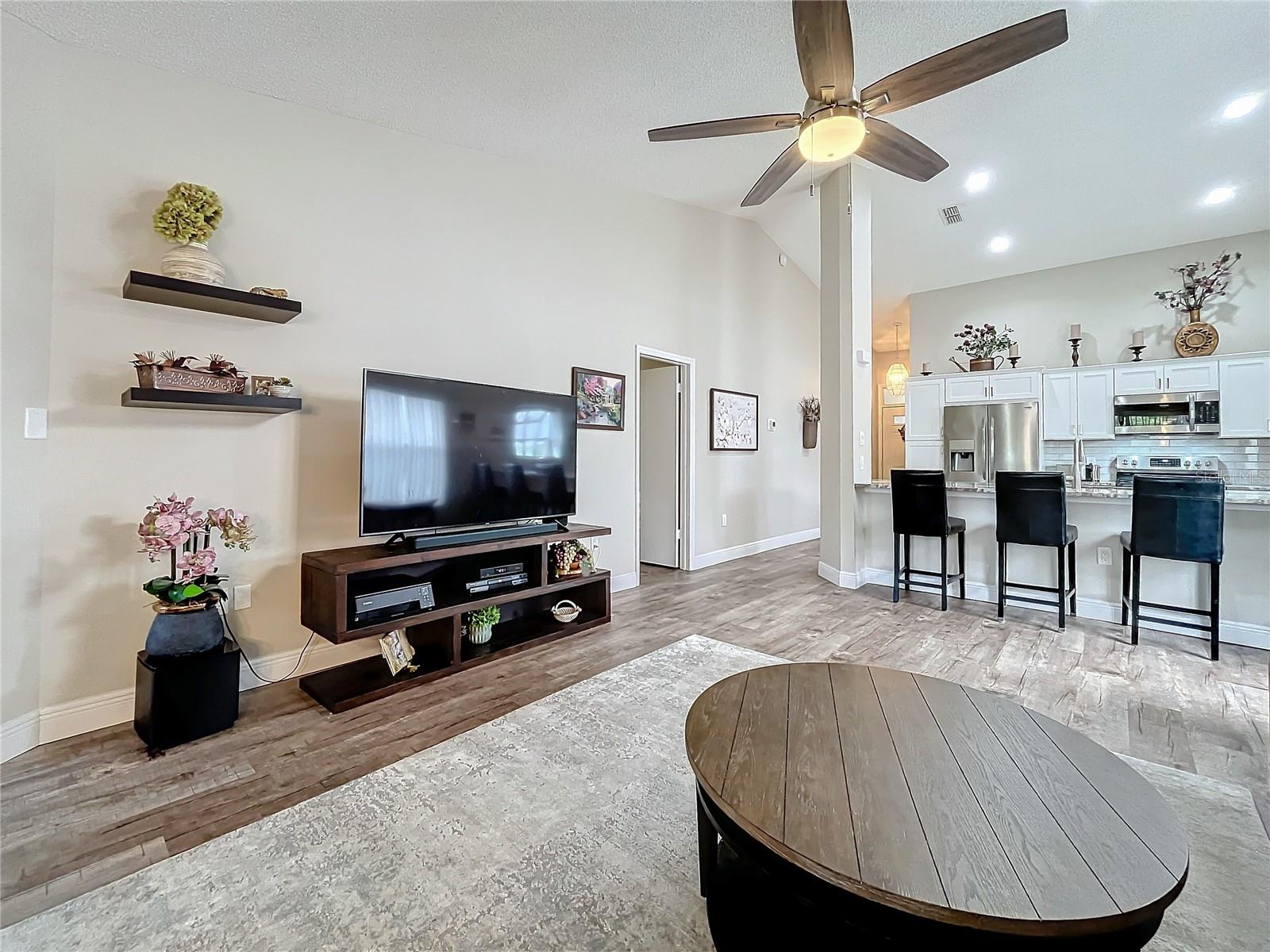 1530 REBECCA LN #401, DUNEDIN, FL, 34698