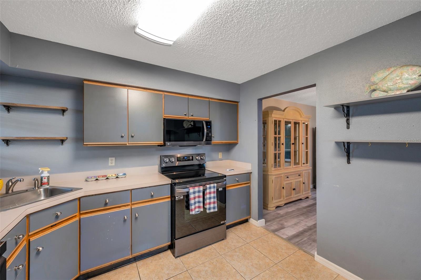 5567 SEA FOREST DR #320, NEW PORT RICHEY, FL, 34652