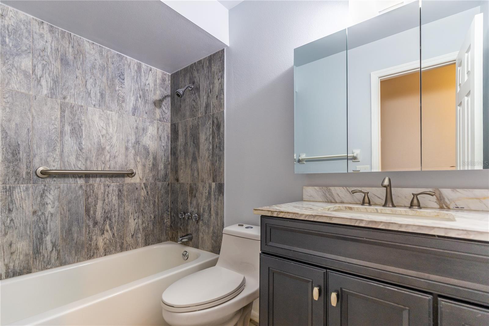 217 LA PAZ DR, KISSIMMEE, FL, 34743