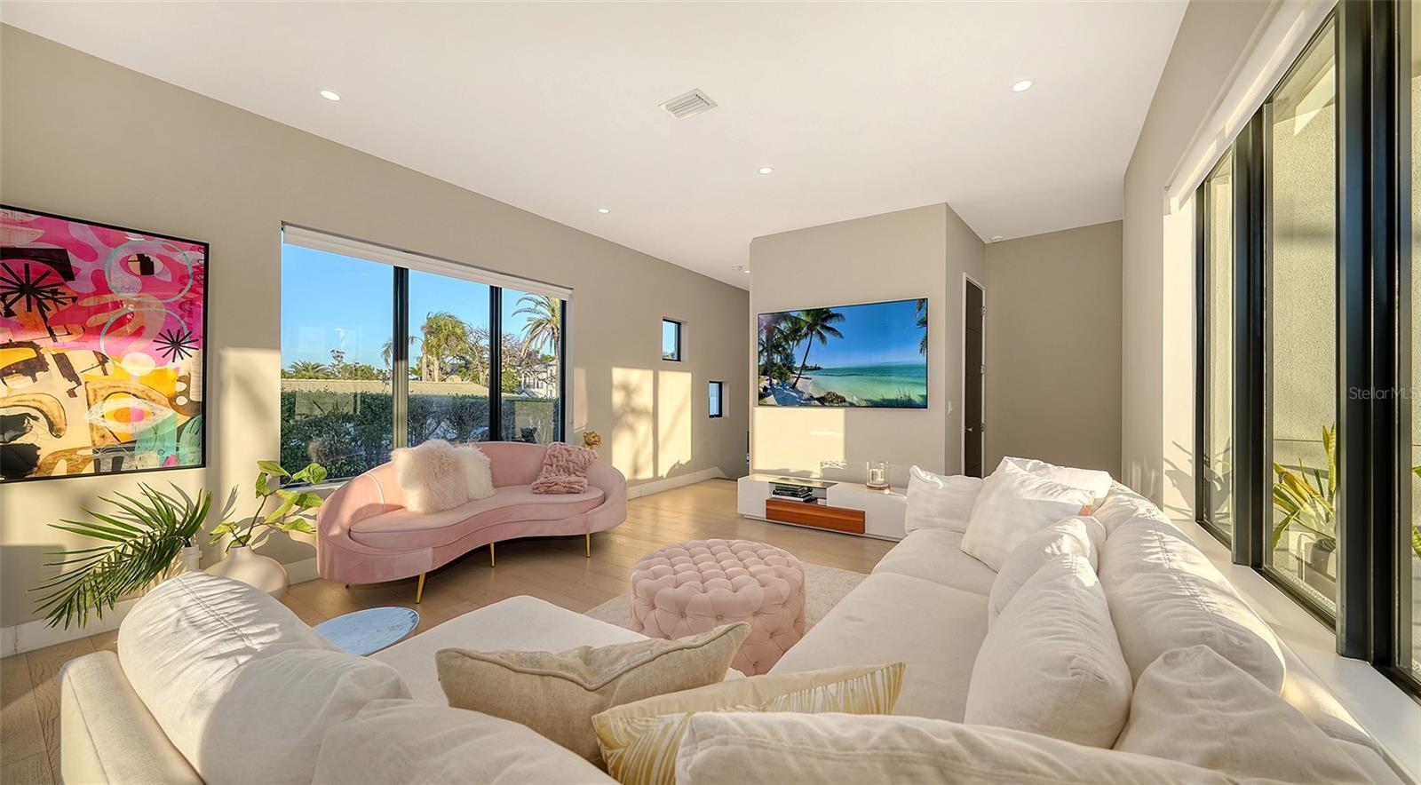 501 OUTRIGGER LN, LONGBOAT KEY, FL, 34228