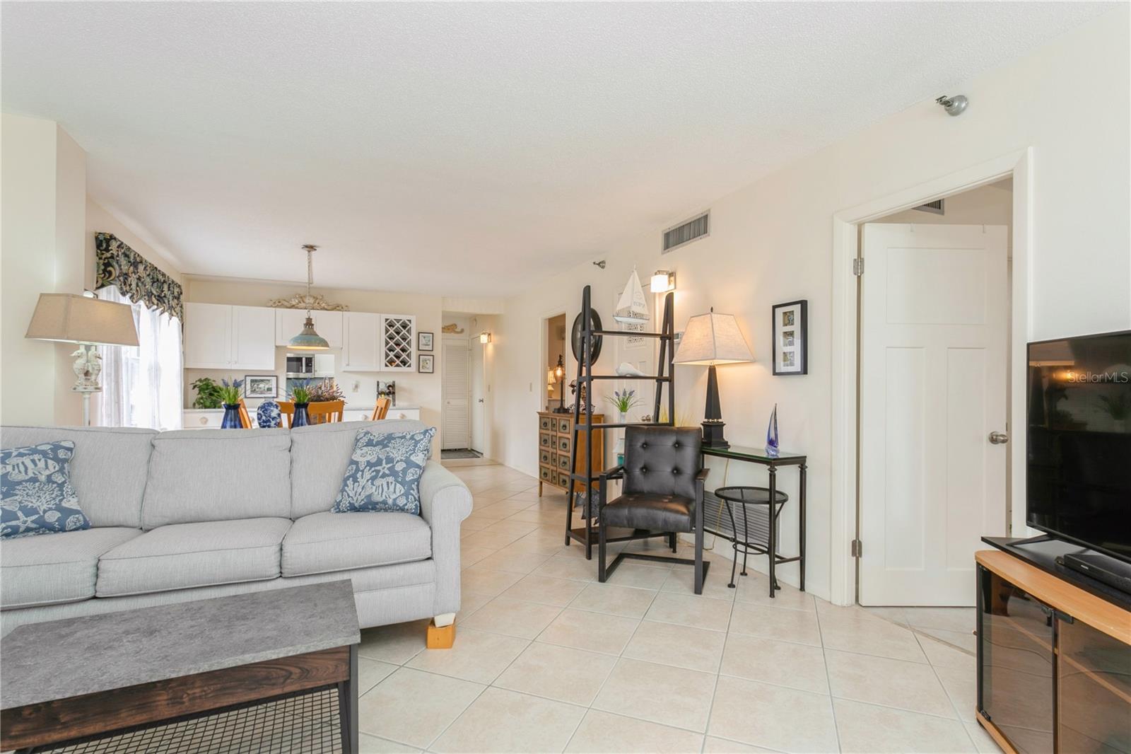 244 SAINT AUGUSTINE AVE #107, VENICE, FL, 34285