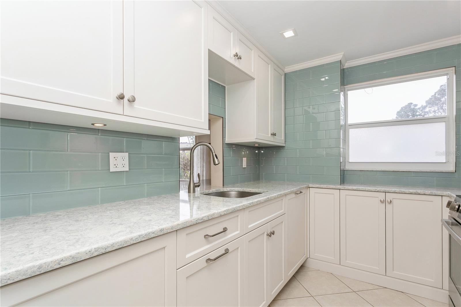 244 SAINT AUGUSTINE AVE #107, VENICE, FL, 34285