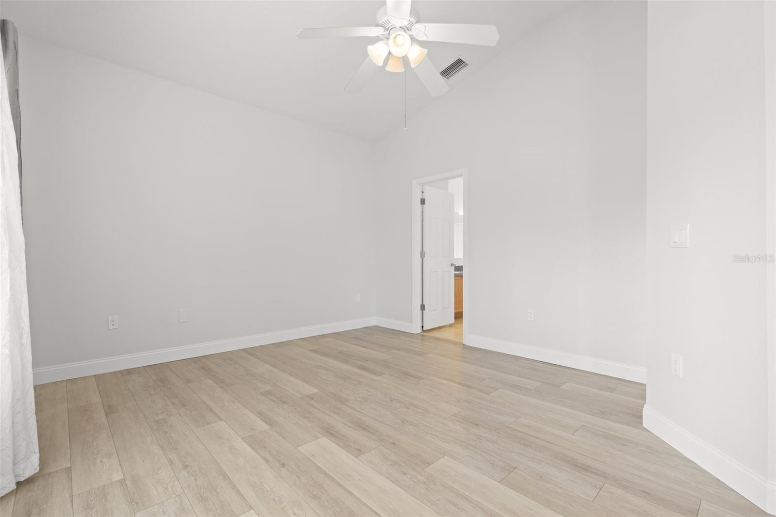10500 OLD TAMPA BAY DR, SAN ANTONIO, FL, 33576