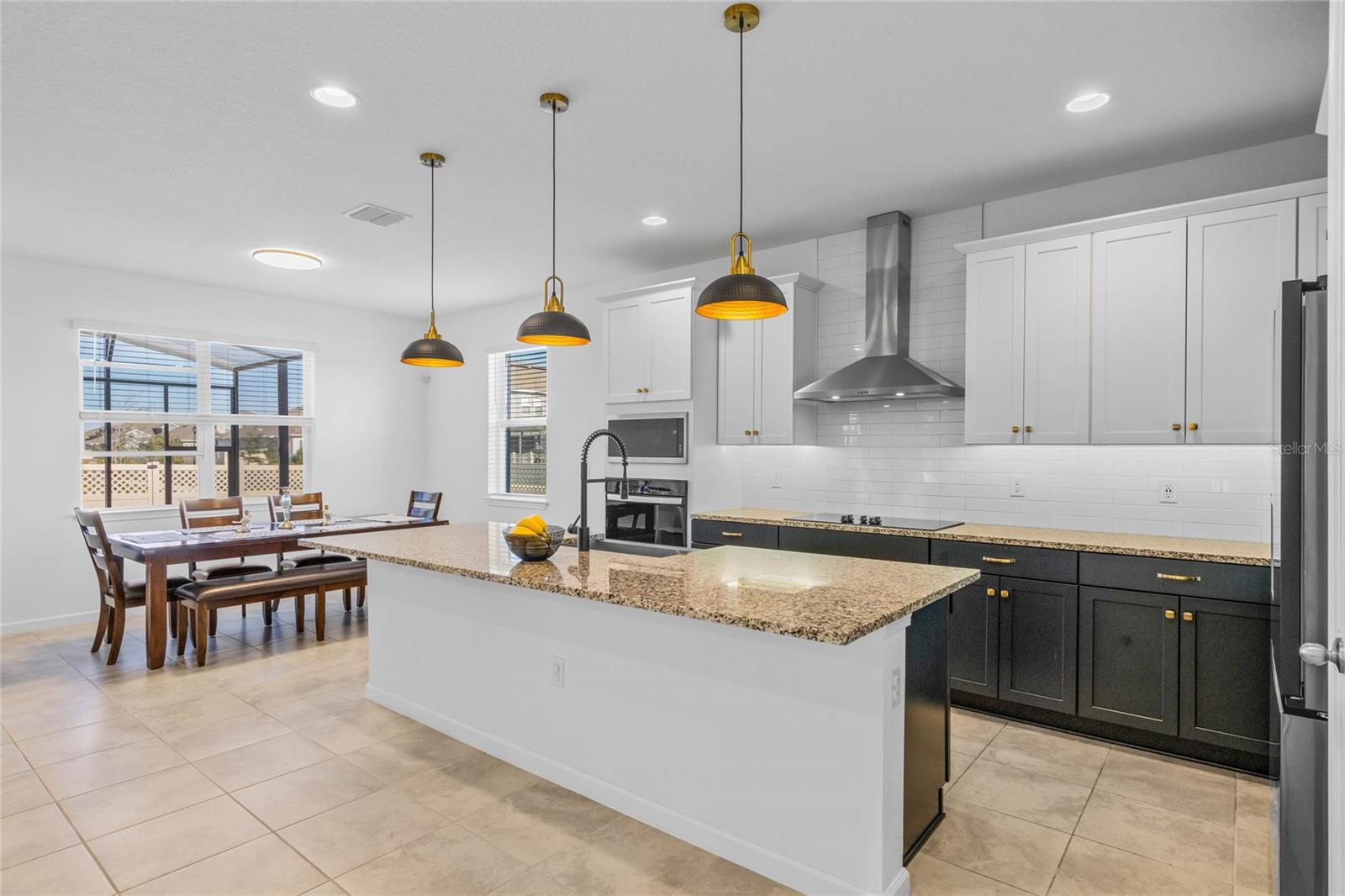 15005 LAKE BESSIE LOOP, WINTER GARDEN, FL, 34787