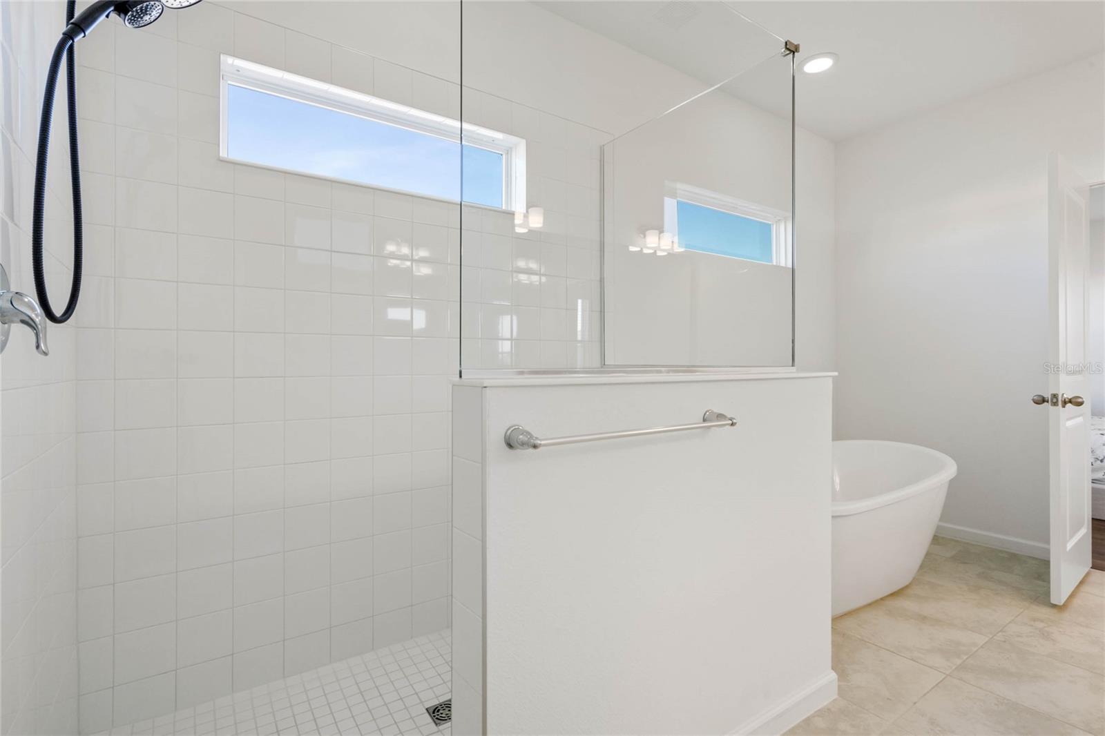 15005 LAKE BESSIE LOOP, WINTER GARDEN, FL, 34787