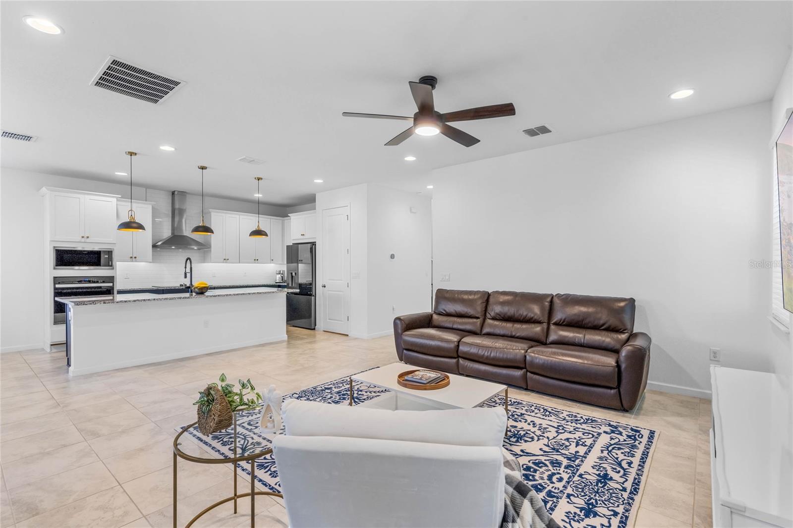 15005 LAKE BESSIE LOOP, WINTER GARDEN, FL, 34787