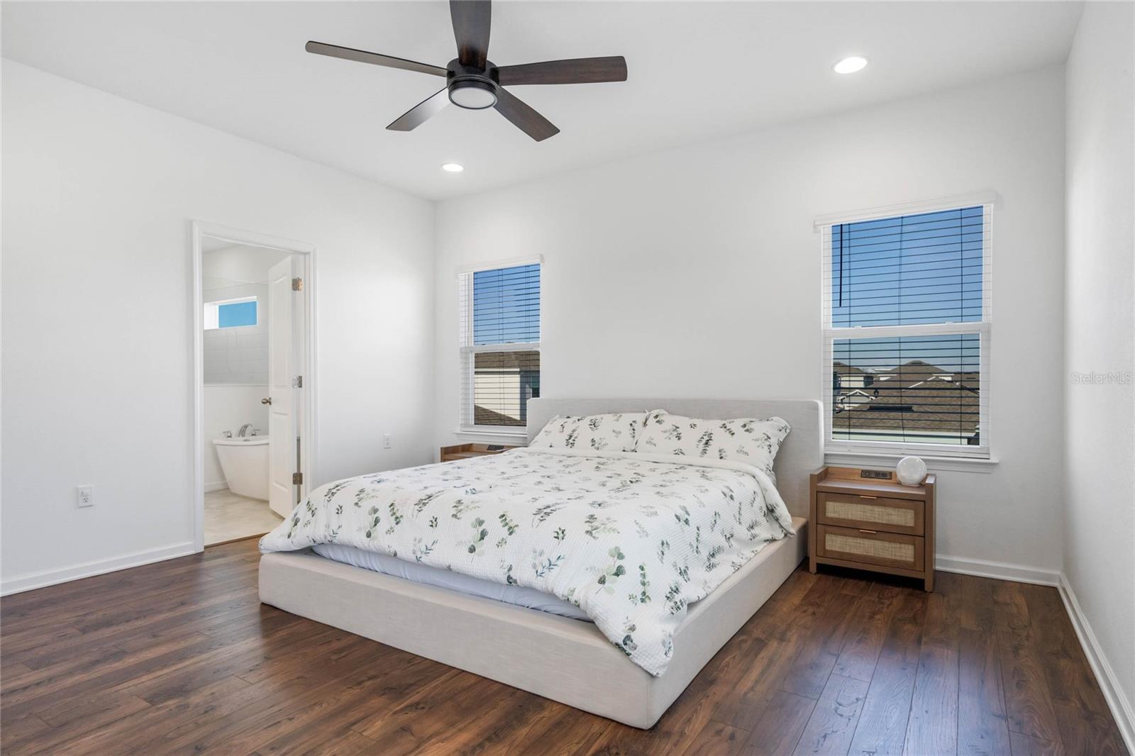 15005 LAKE BESSIE LOOP, WINTER GARDEN, FL, 34787