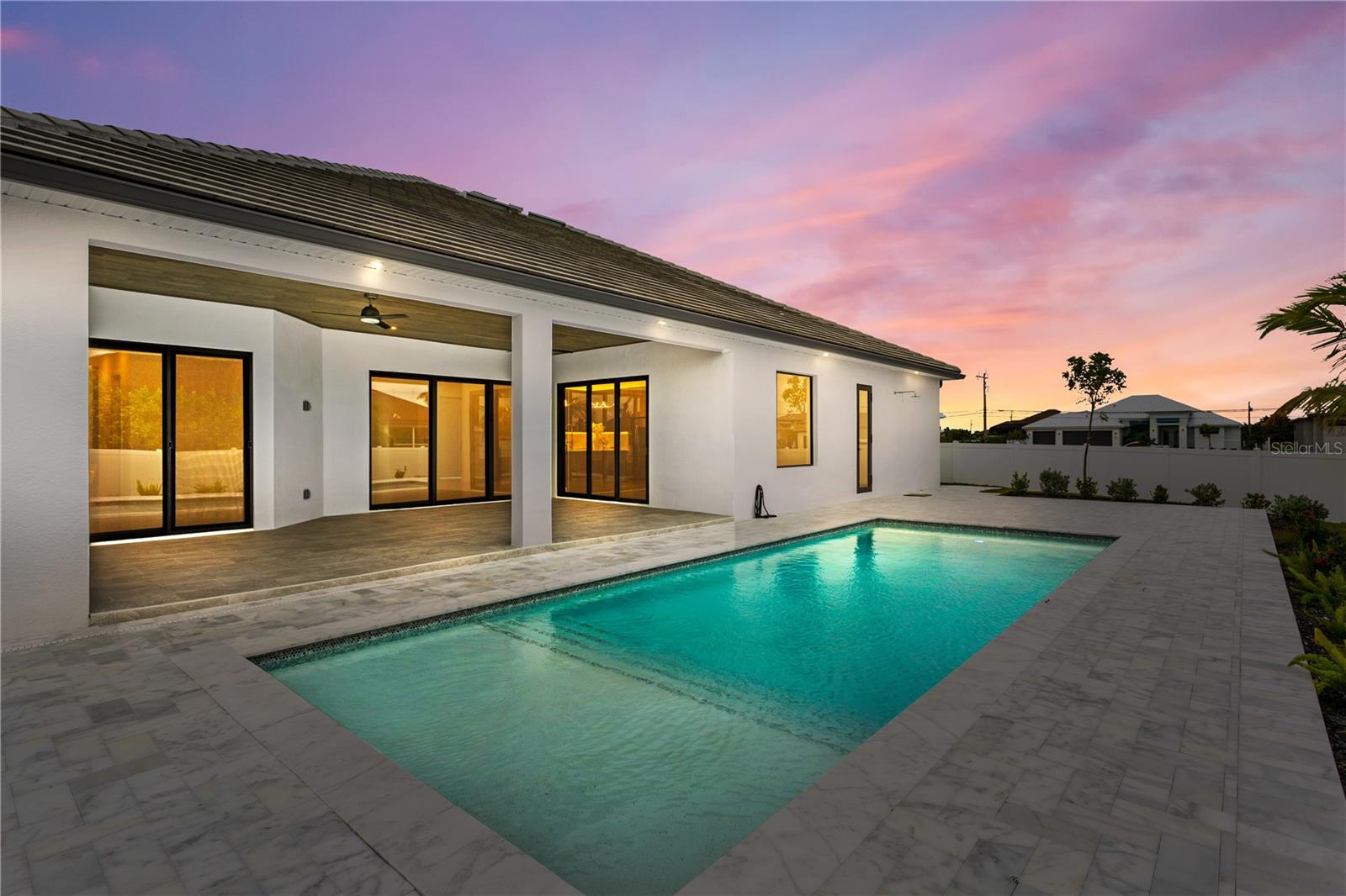 5 SW 37TH AVE, CAPE CORAL, FL, 33991
