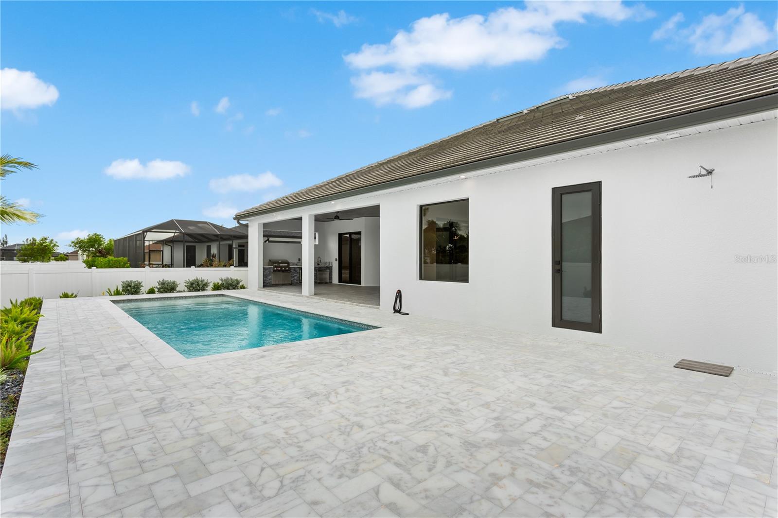 5 SW 37TH AVE, CAPE CORAL, FL, 33991