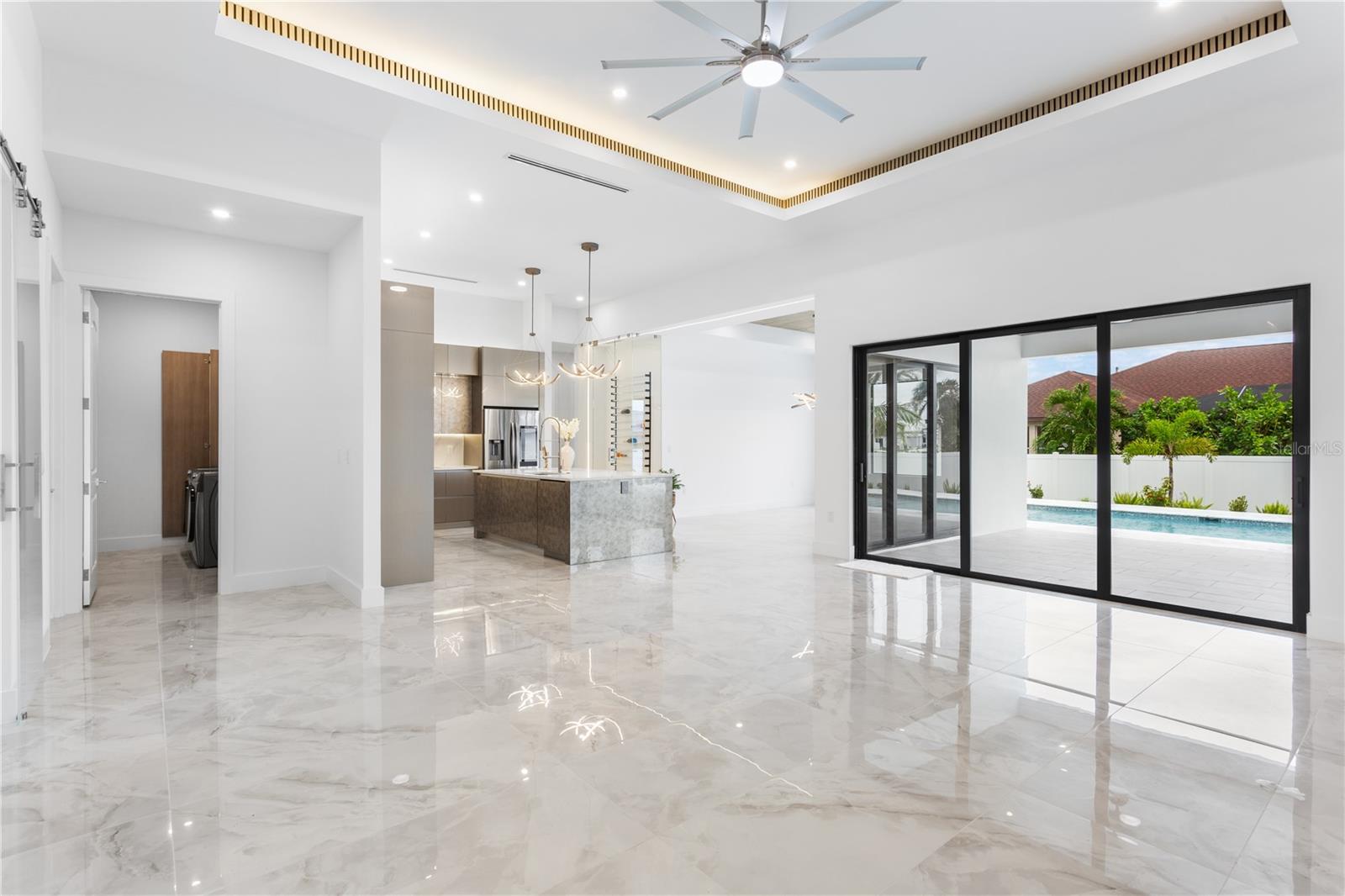 5 SW 37TH AVE, CAPE CORAL, FL, 33991