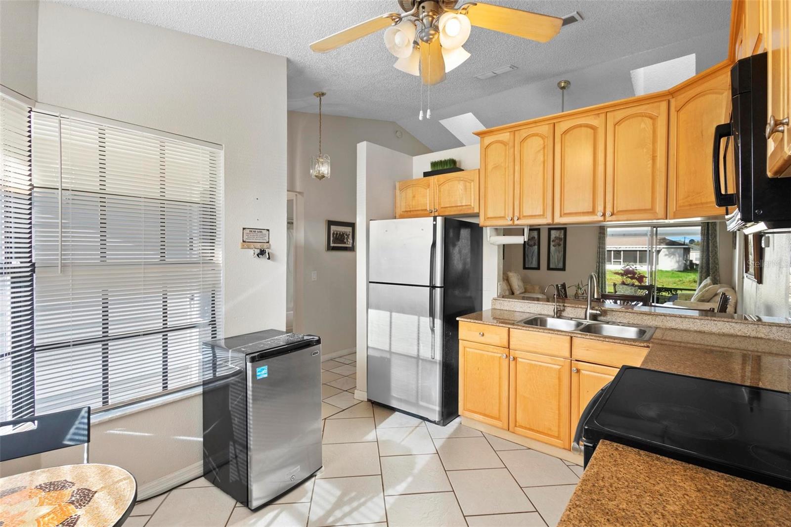 2567 ACADEMY AVE, DELTONA, FL, 32738