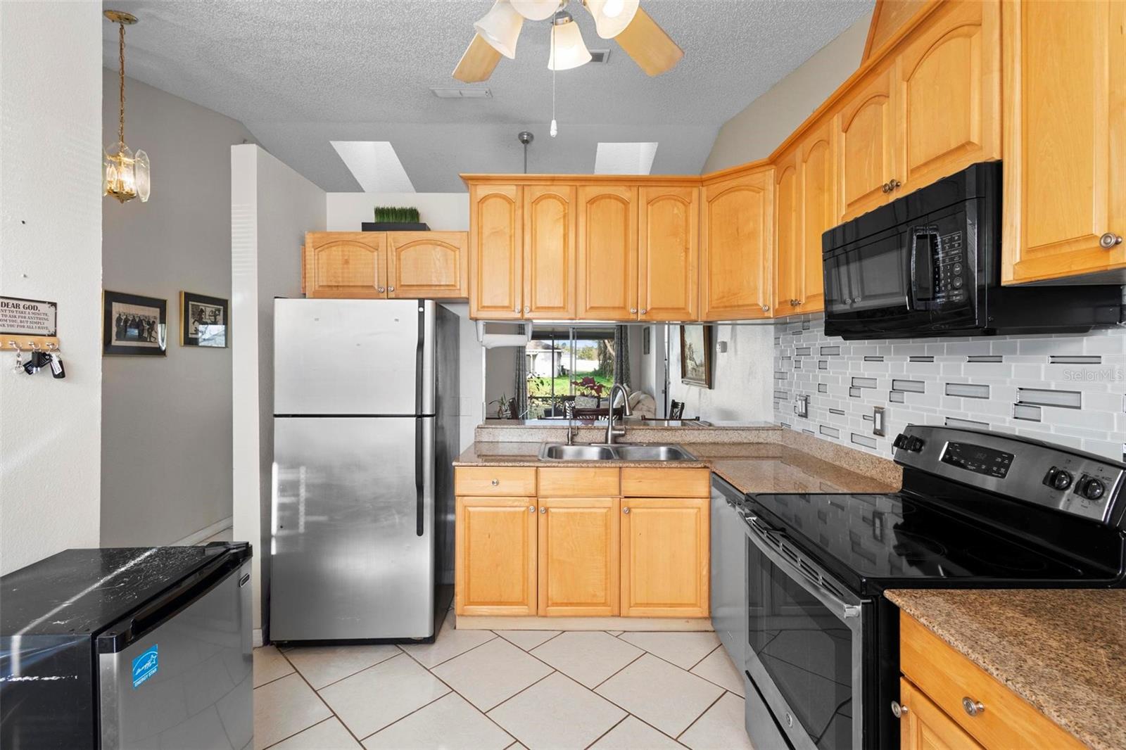 2567 ACADEMY AVE, DELTONA, FL, 32738