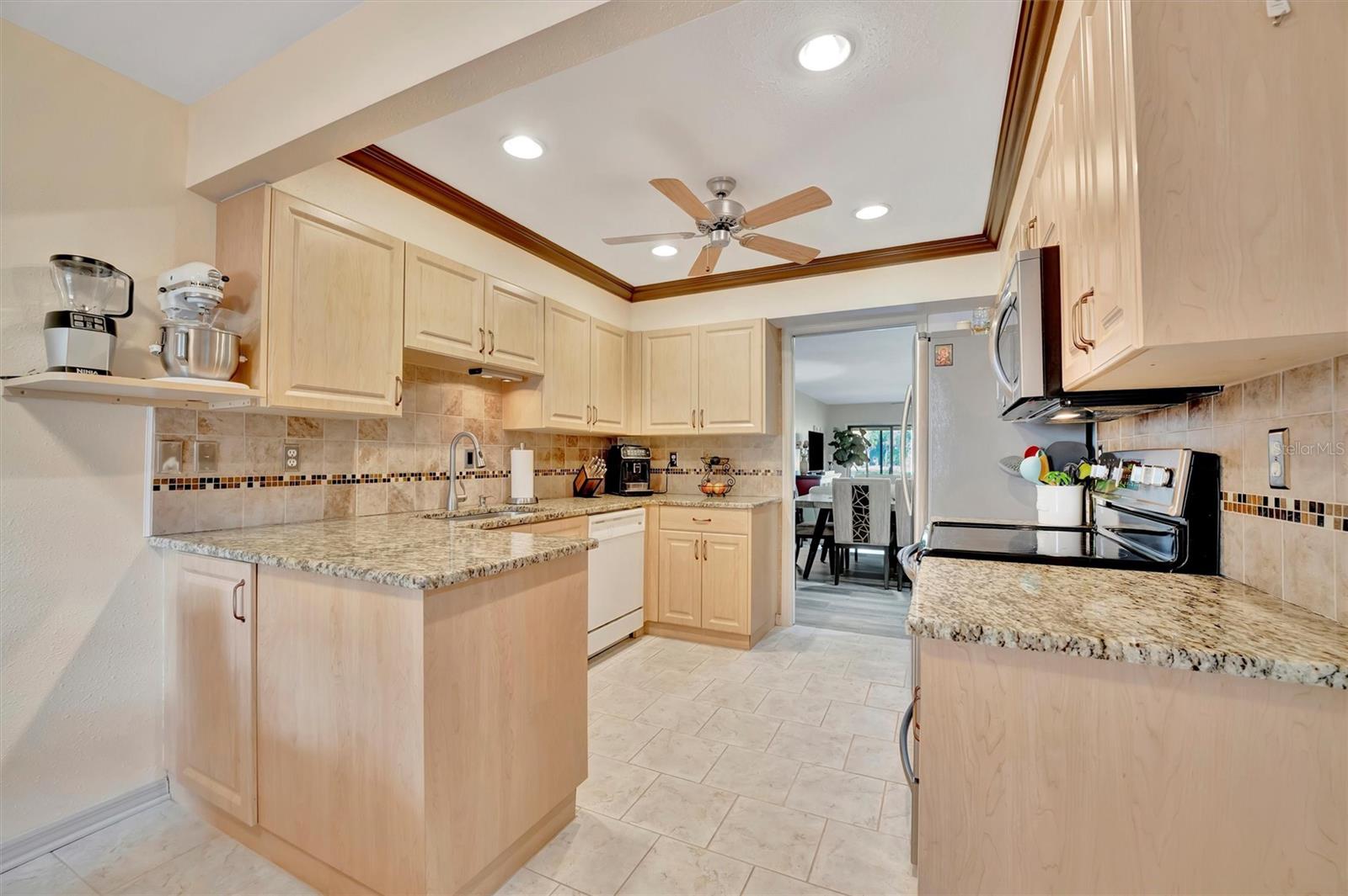 7317 BALLANTRAE PL #27B, SARASOTA, FL, 34238