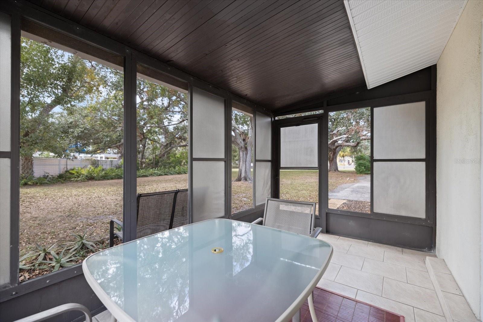 3250 RAMBLEWOOD CIR, SARASOTA, FL, 34237