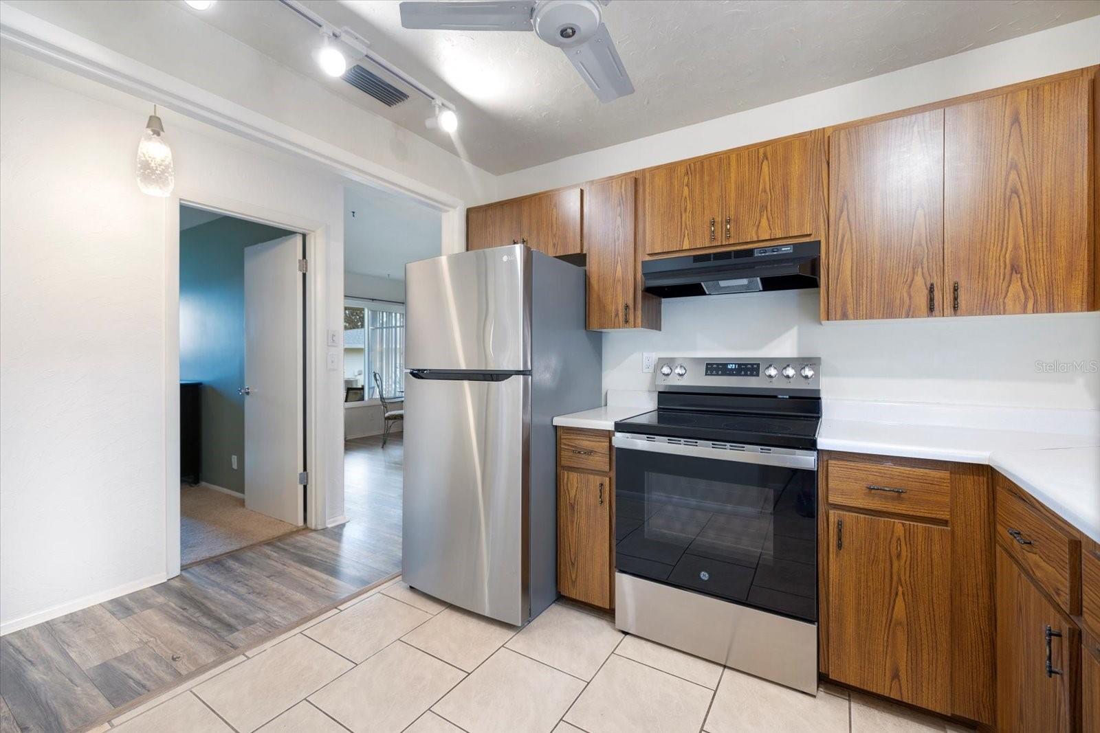 3250 RAMBLEWOOD CIR, SARASOTA, FL, 34237
