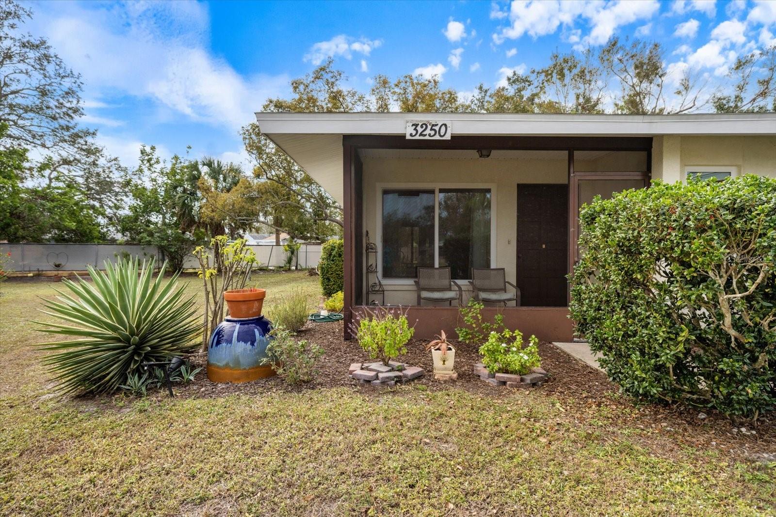 3250 RAMBLEWOOD CIR, SARASOTA, FL, 34237