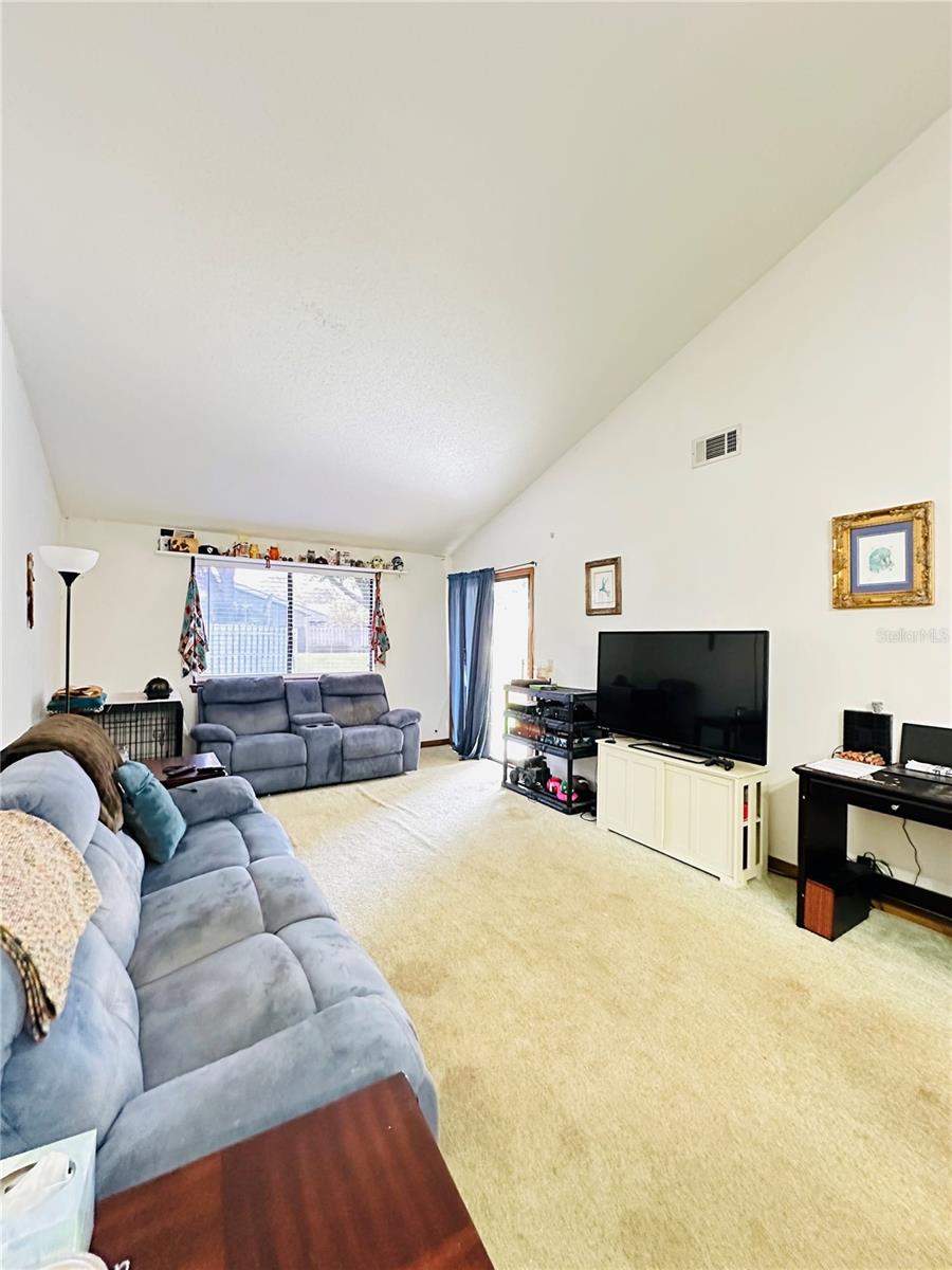 156 LAKEWOOD VILLAGE CIR #156, DAYTONA BEACH, FL, 32119