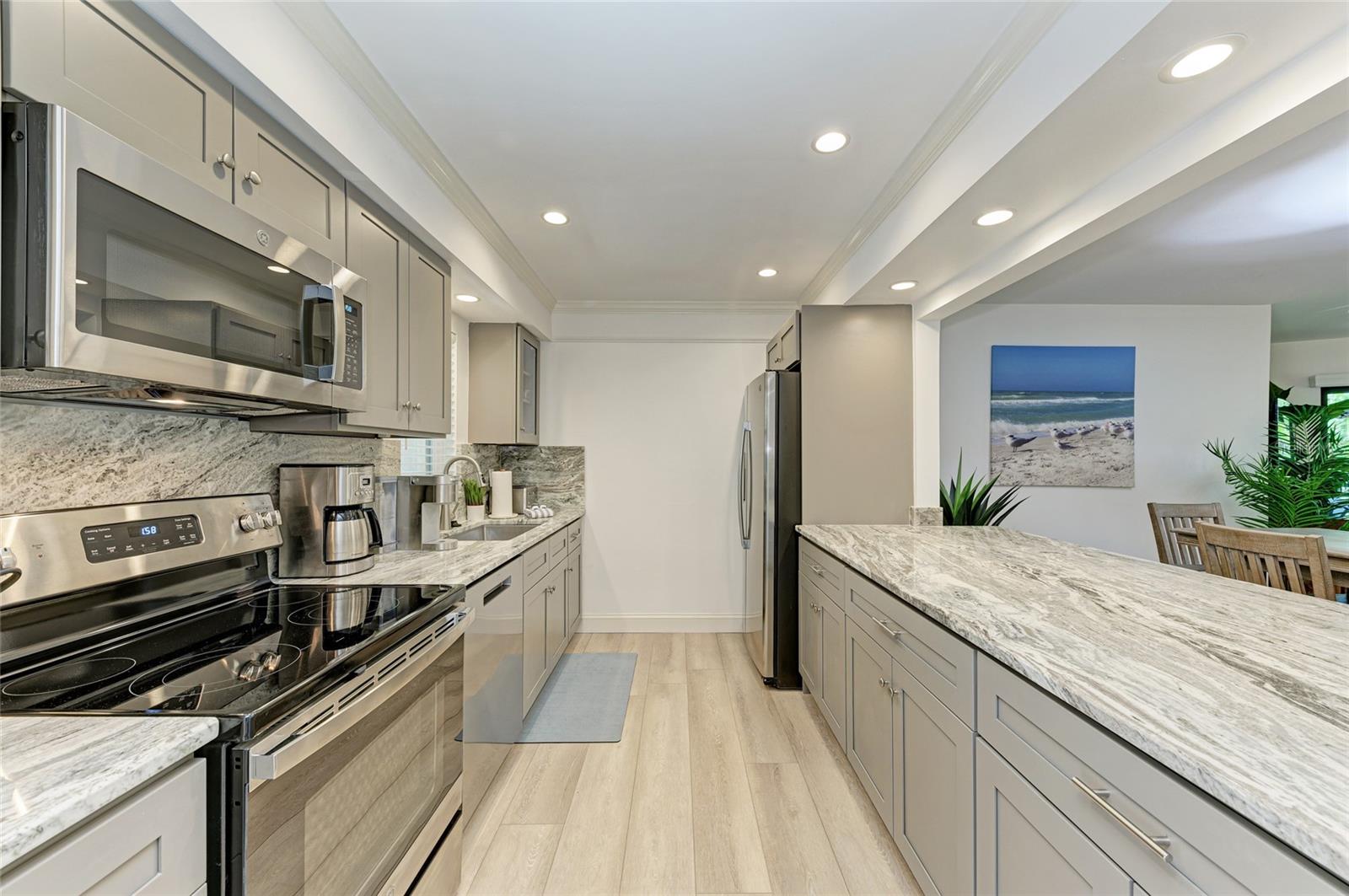 5125 GULF OF MEXICO DR #7, LONGBOAT KEY, FL, 34228