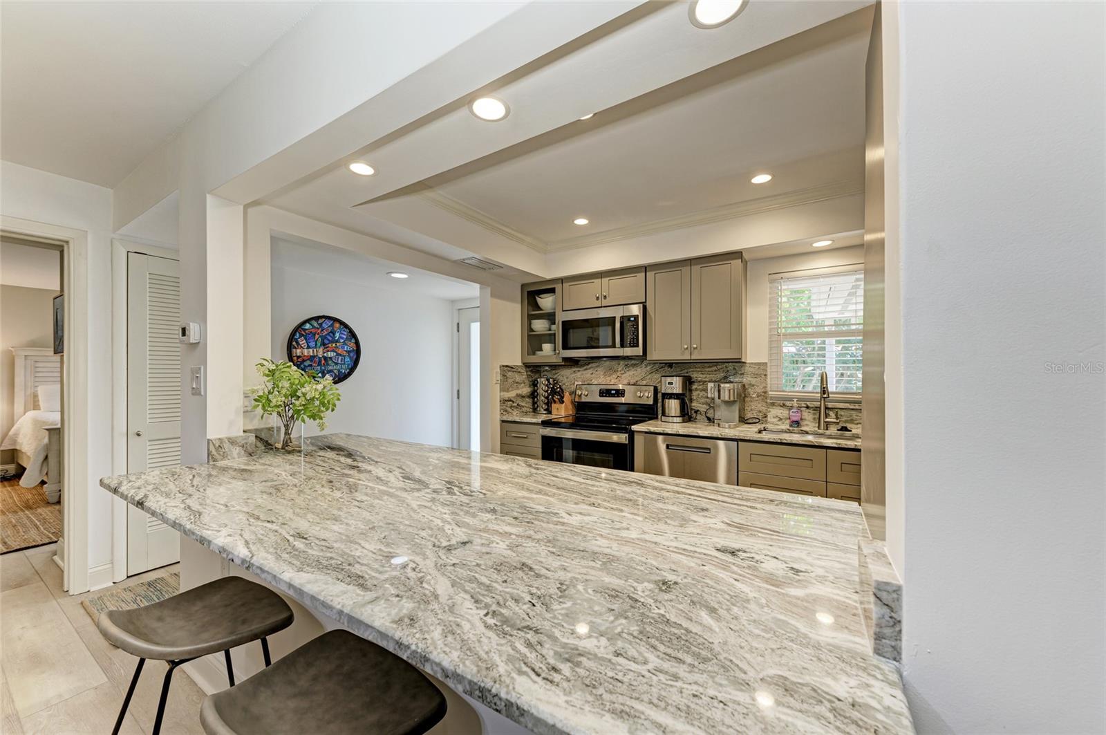 5125 GULF OF MEXICO DR #7, LONGBOAT KEY, FL, 34228