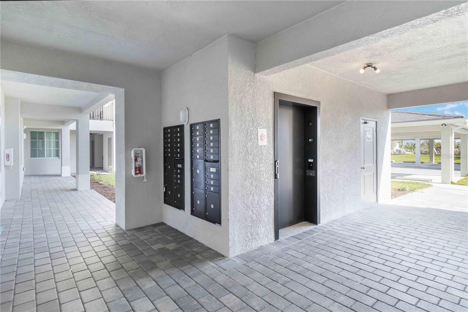 17565 OPAL SAND DR #207, VENICE, FL, 34293