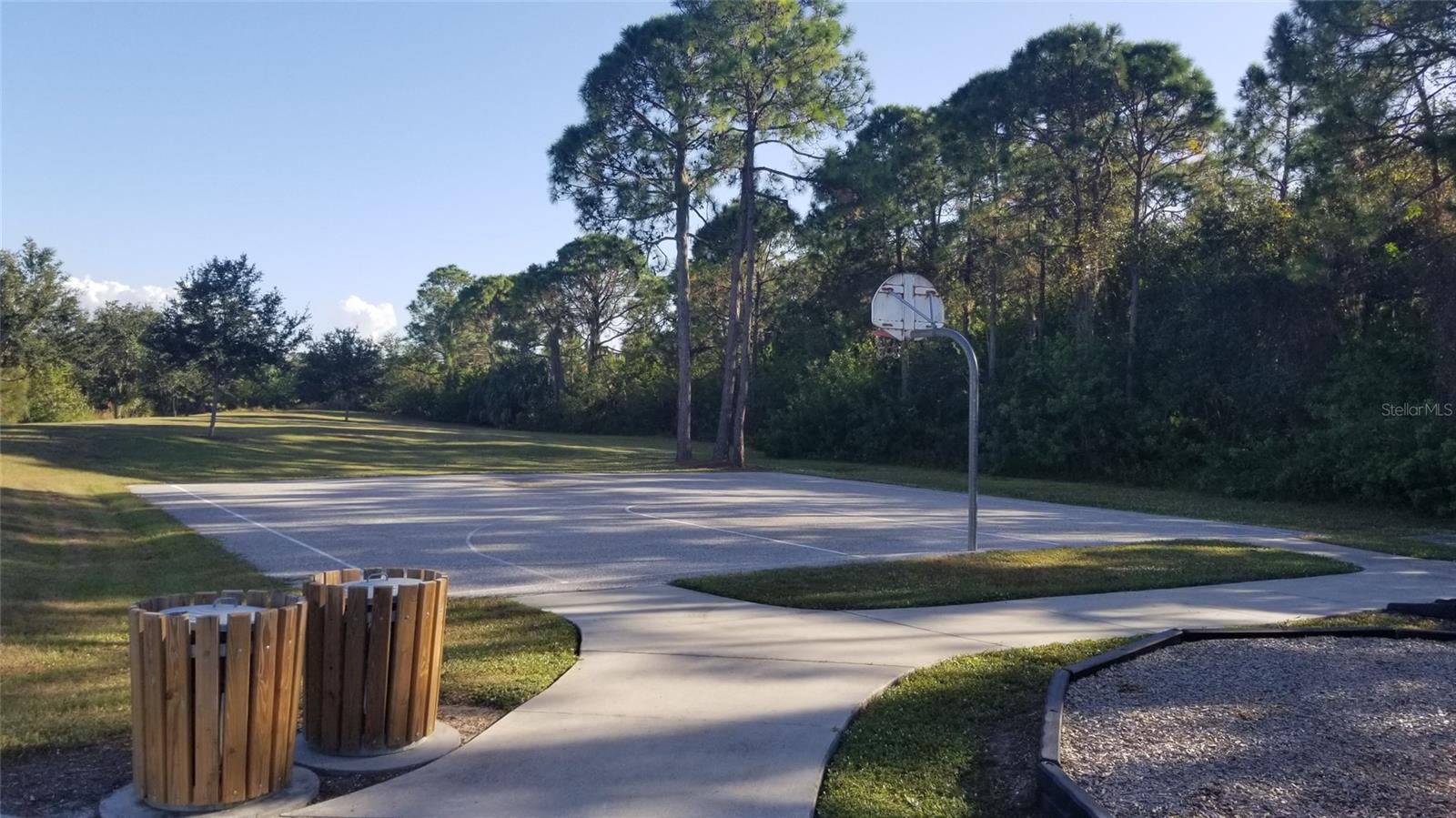 10427 CALUMET BLVD, PORT CHARLOTTE, FL, 33981