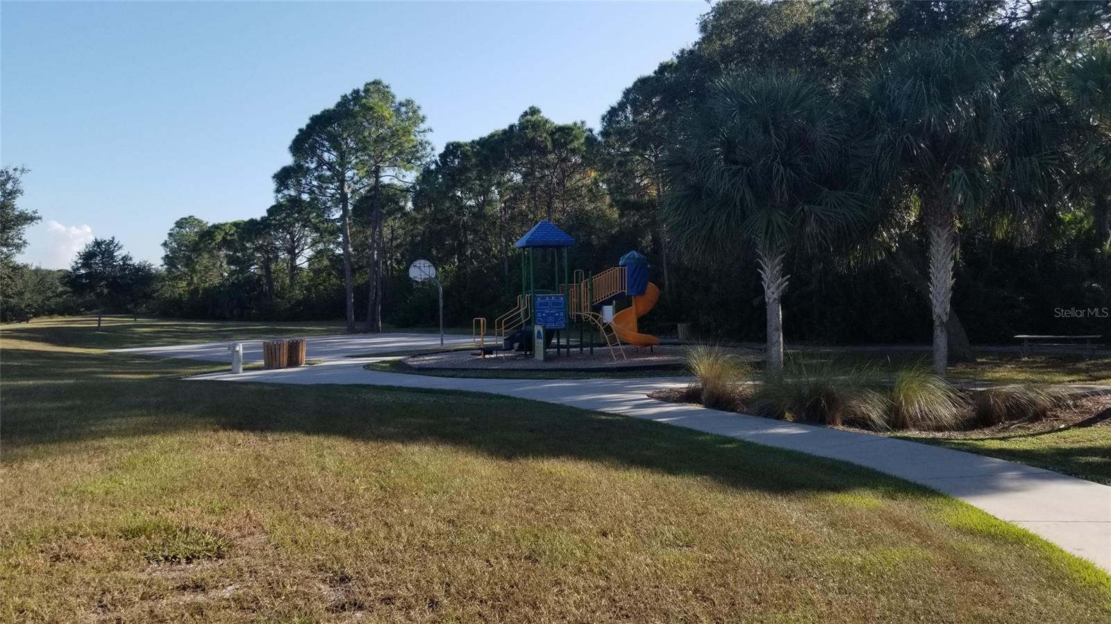 10427 CALUMET BLVD, PORT CHARLOTTE, FL, 33981