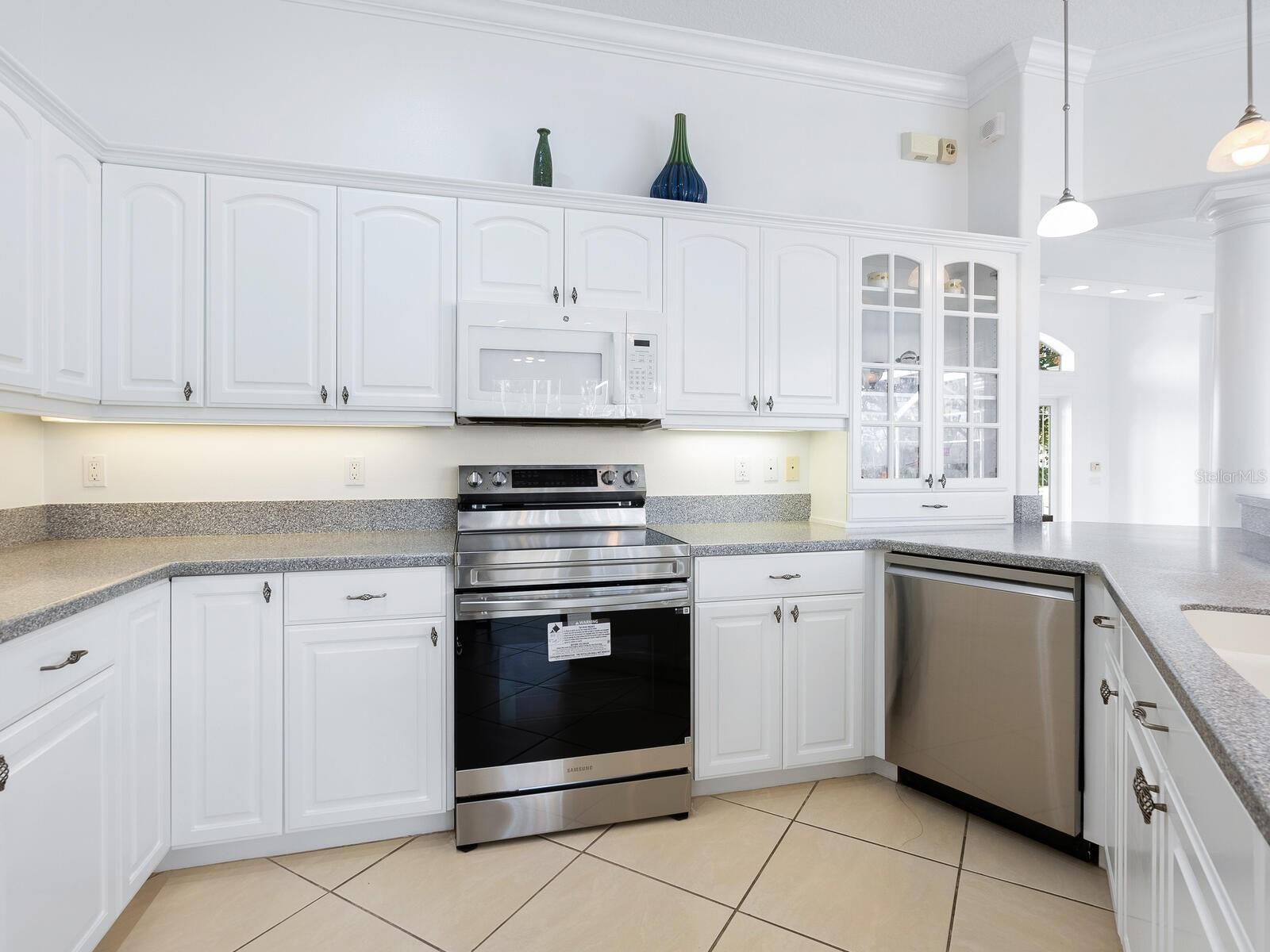 12317 BAYPOINTE TER, CORTEZ, FL, 34215