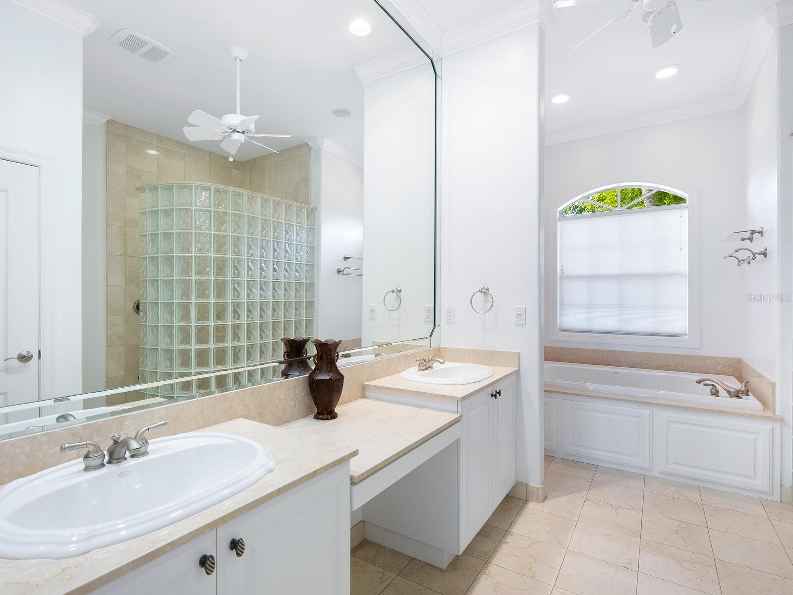 12317 BAYPOINTE TER, CORTEZ, FL, 34215