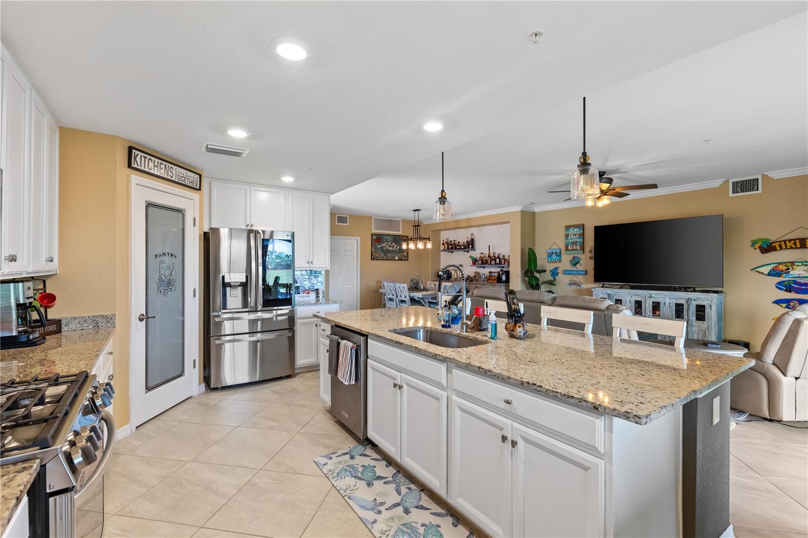 6065 WORSHAM LN #104, BRADENTON, FL, 34211