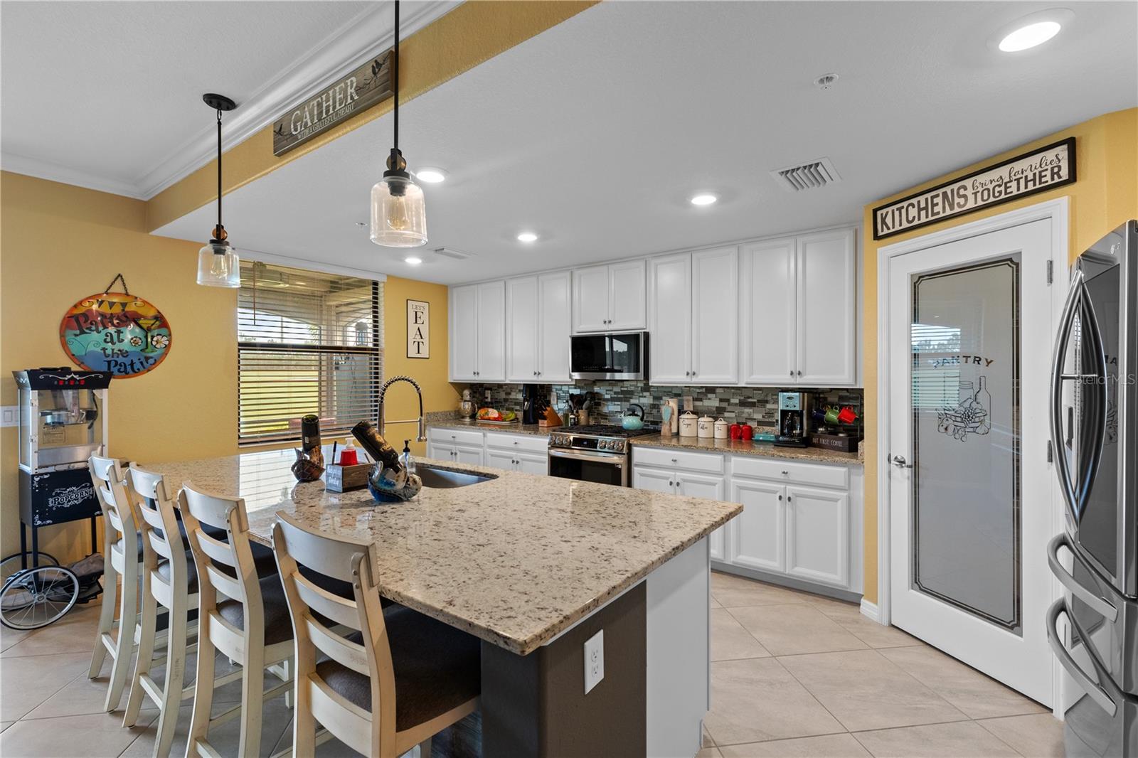 6065 WORSHAM LN #104, BRADENTON, FL, 34211