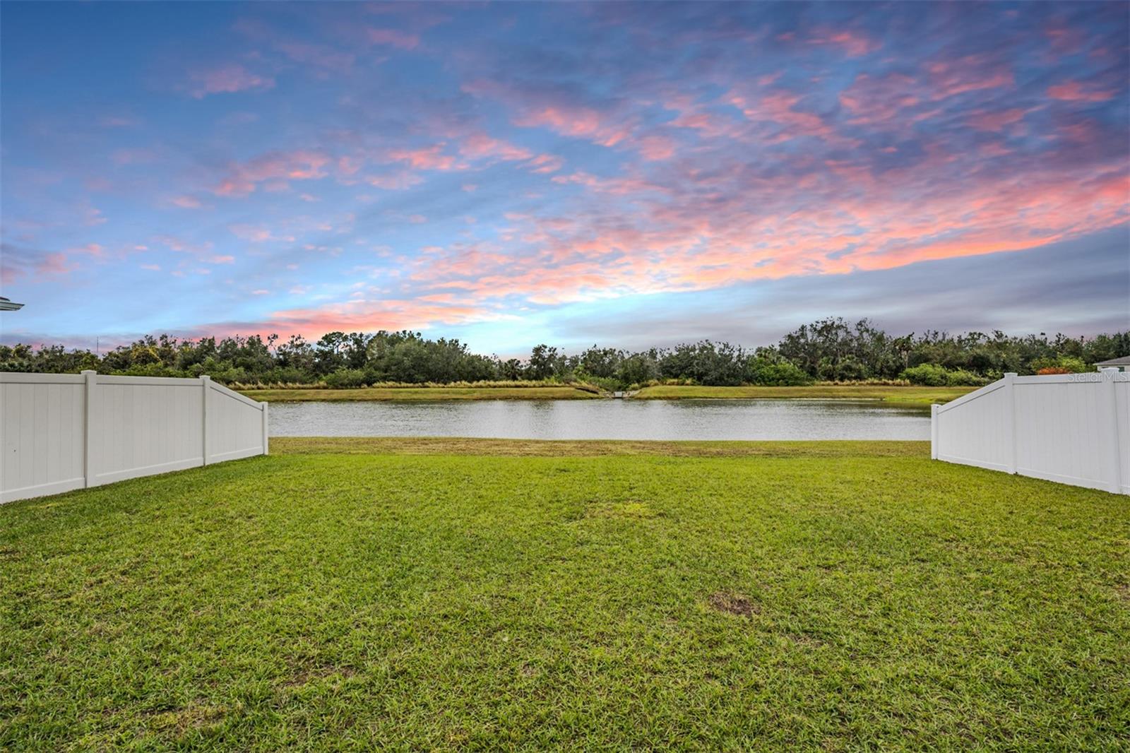 7423 NORTHERN LIGHTS DR, GIBSONTON, FL, 33534