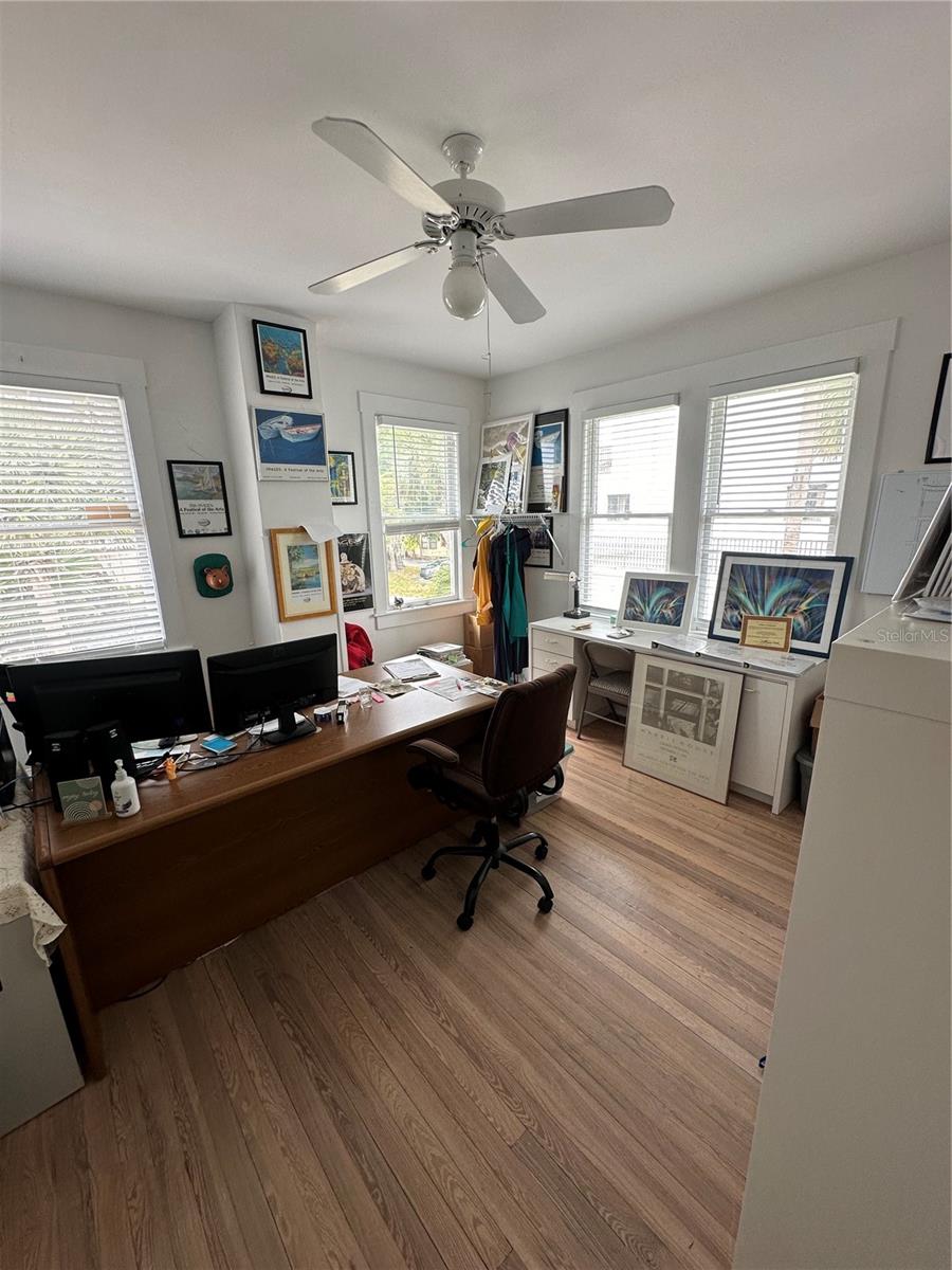 214 S RIVERSIDE DR, NEW SMYRNA BEACH, FL, 32168