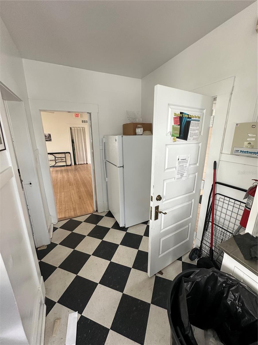 214 S RIVERSIDE DR, NEW SMYRNA BEACH, FL, 32168