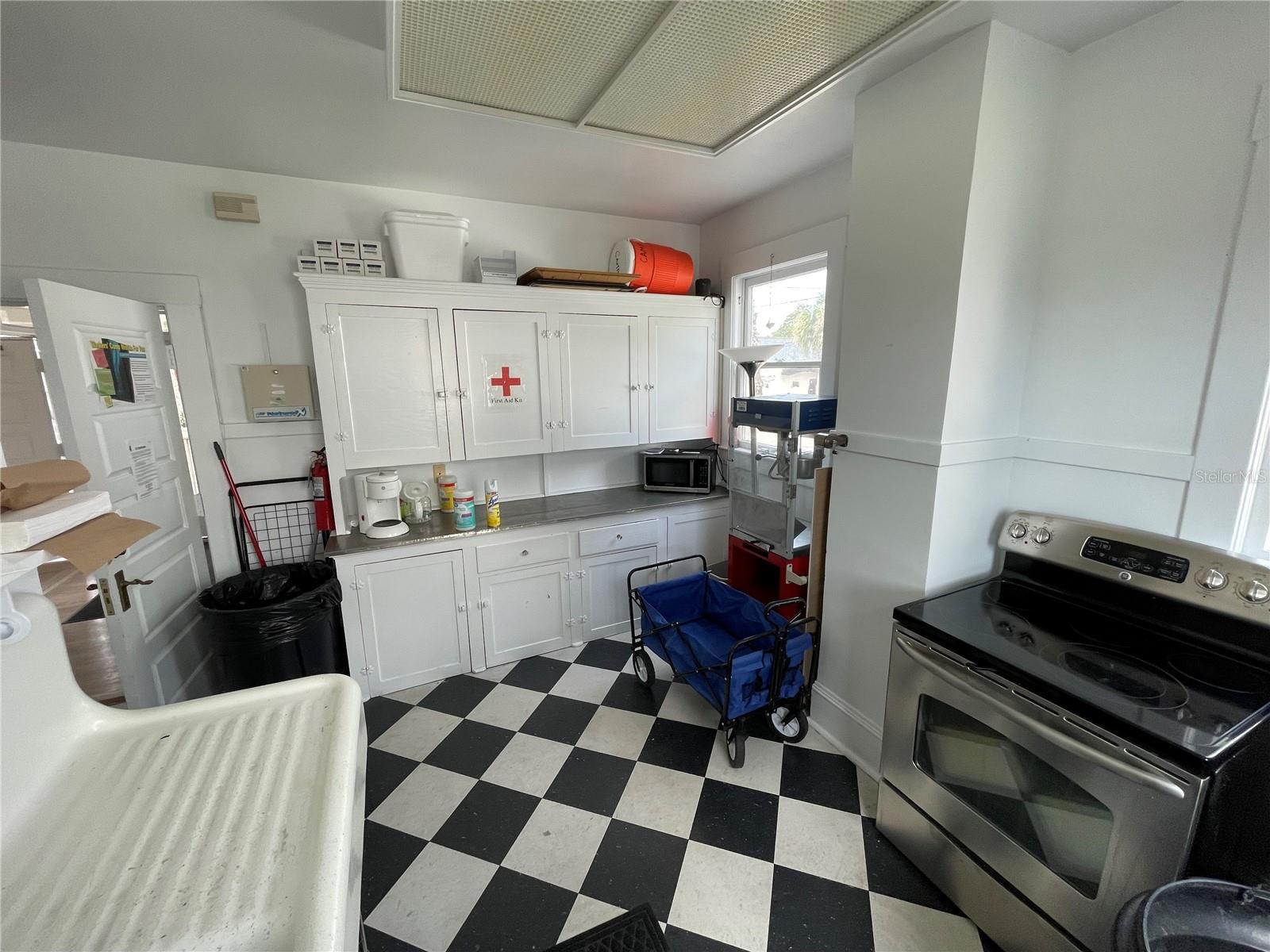 214 S RIVERSIDE DR, NEW SMYRNA BEACH, FL, 32168
