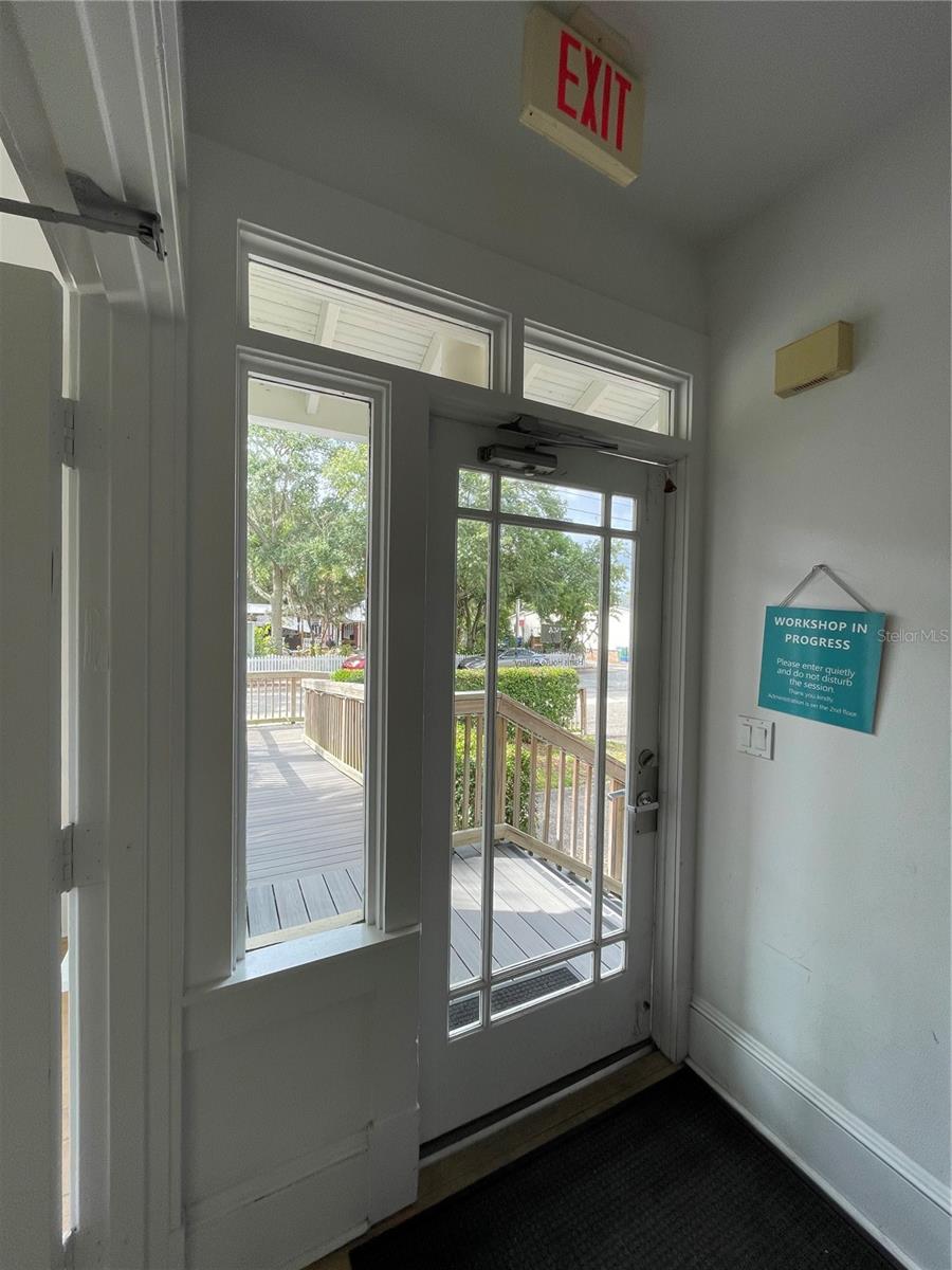 214 S RIVERSIDE DR, NEW SMYRNA BEACH, FL, 32168