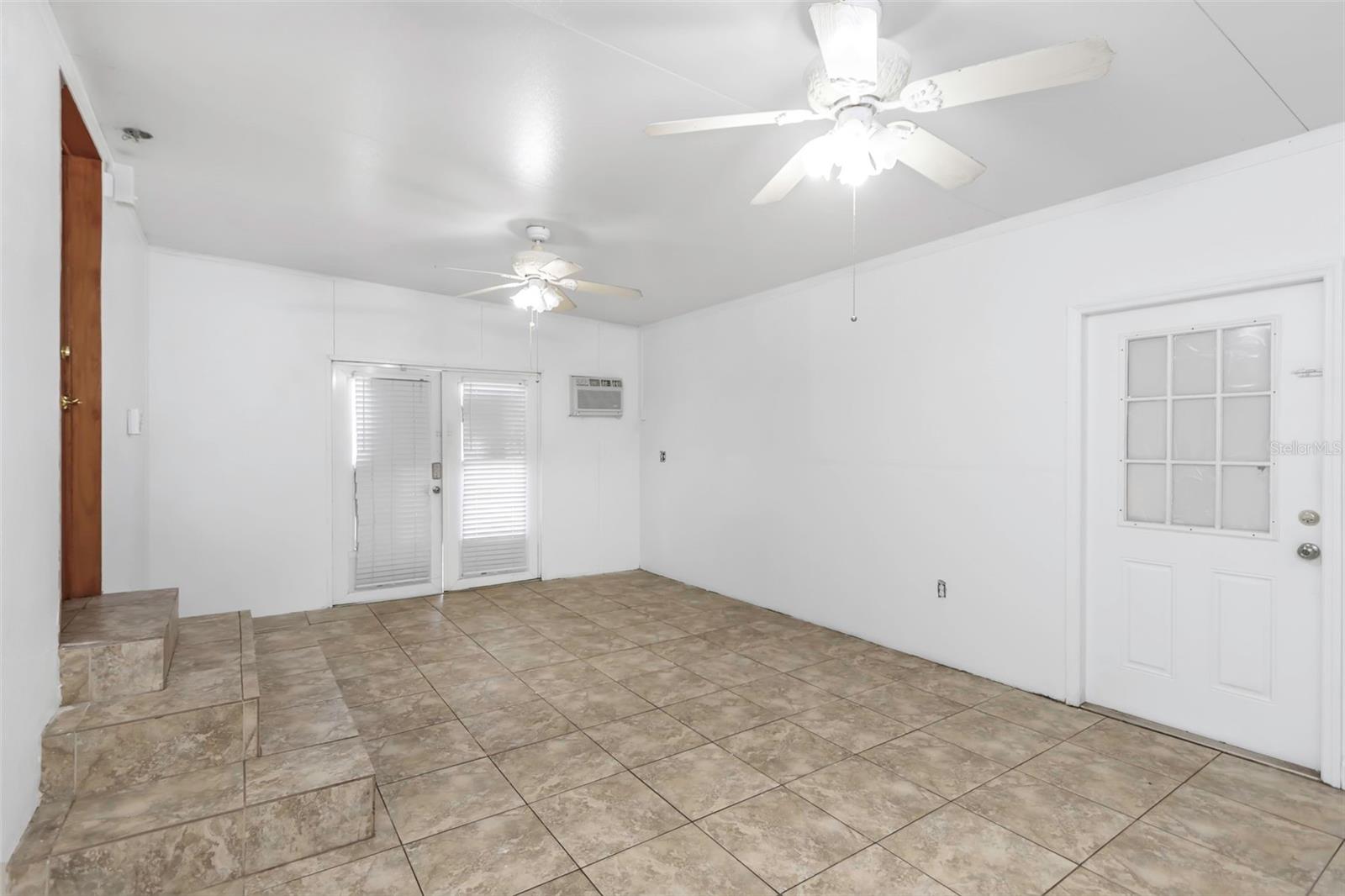 1619 E NOME ST, TAMPA, FL, 33604