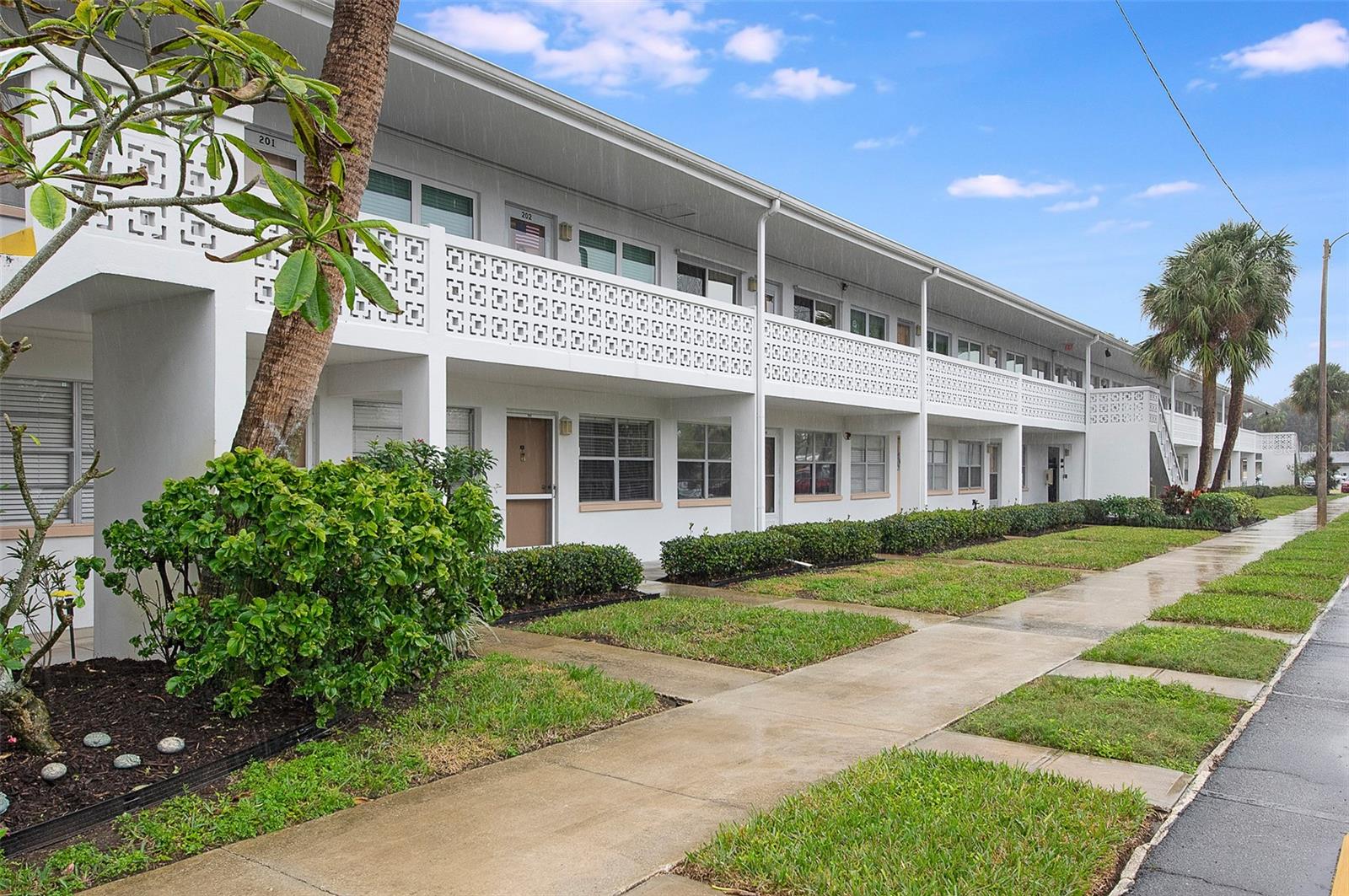 1000 79TH AVE N #102, ST PETERSBURG, FL, 33702