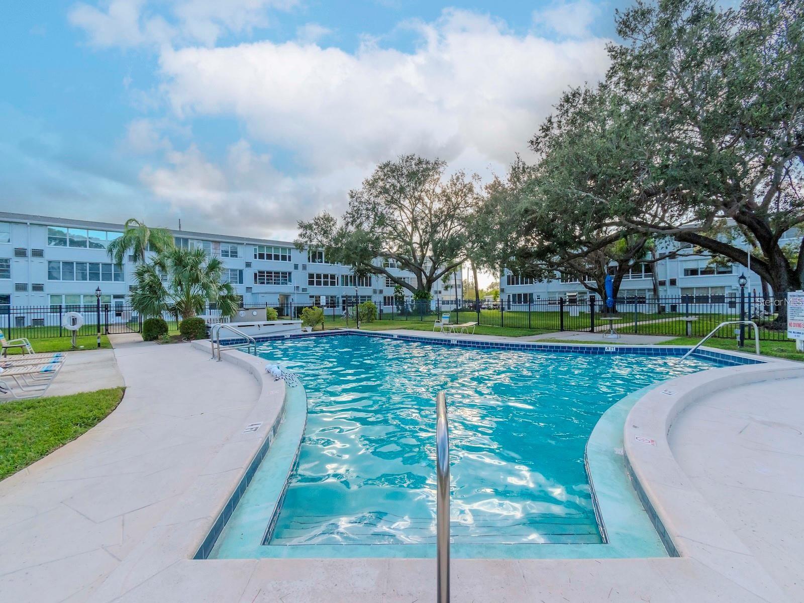 1000 79TH AVE N #102, ST PETERSBURG, FL, 33702