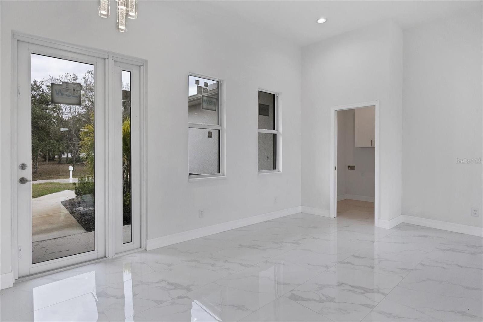 99 SUNDIET ST, PORT CHARLOTTE, FL, 33954