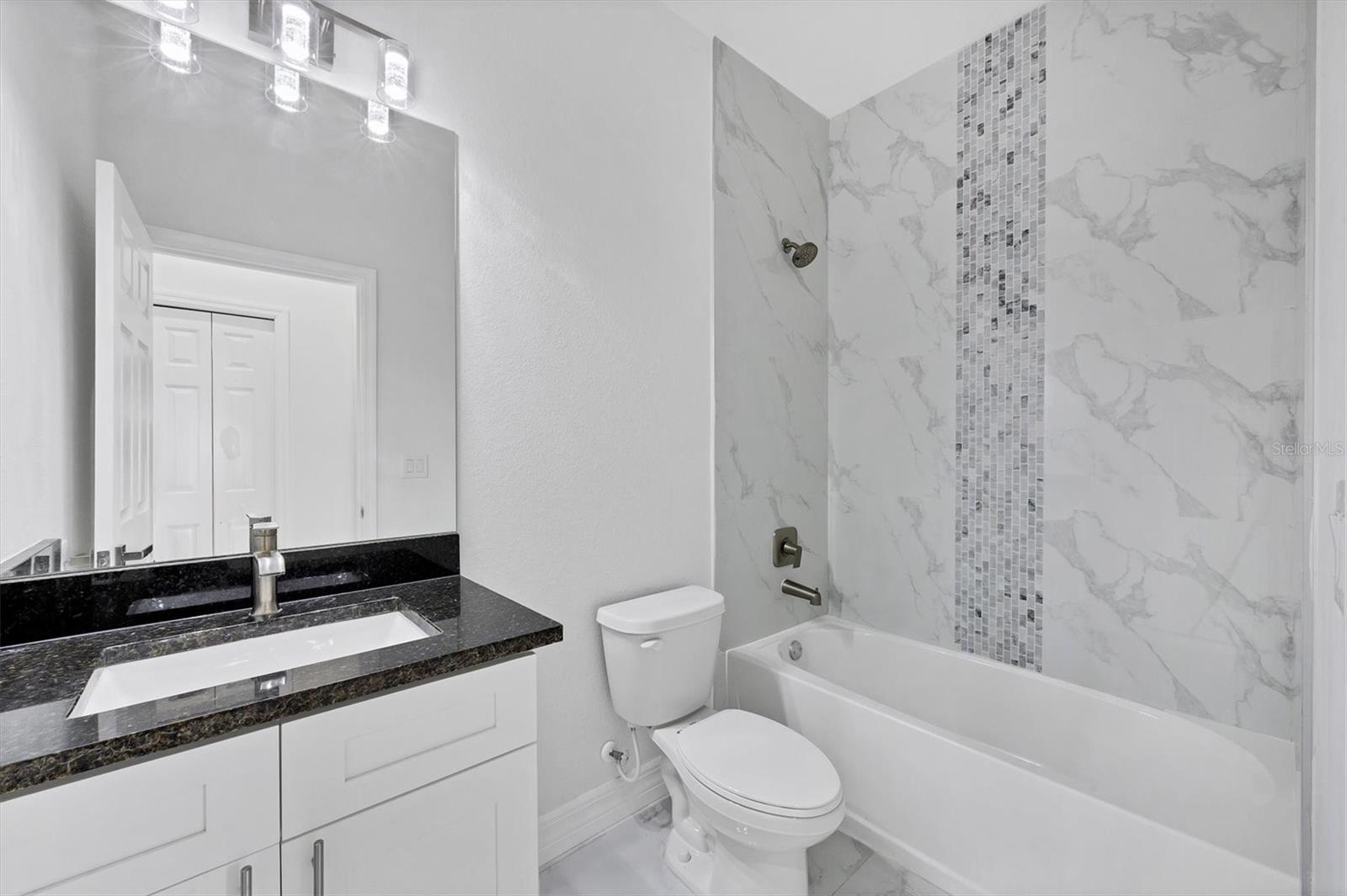 99 SUNDIET ST, PORT CHARLOTTE, FL, 33954