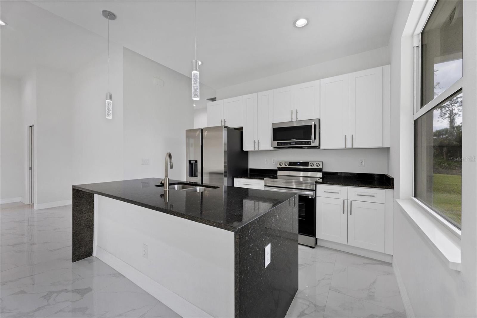 99 SUNDIET ST, PORT CHARLOTTE, FL, 33954