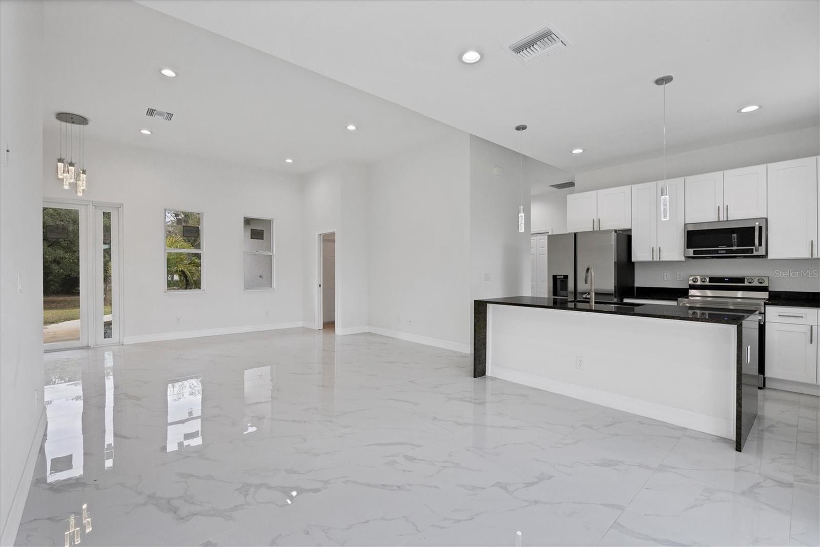 99 SUNDIET ST, PORT CHARLOTTE, FL, 33954