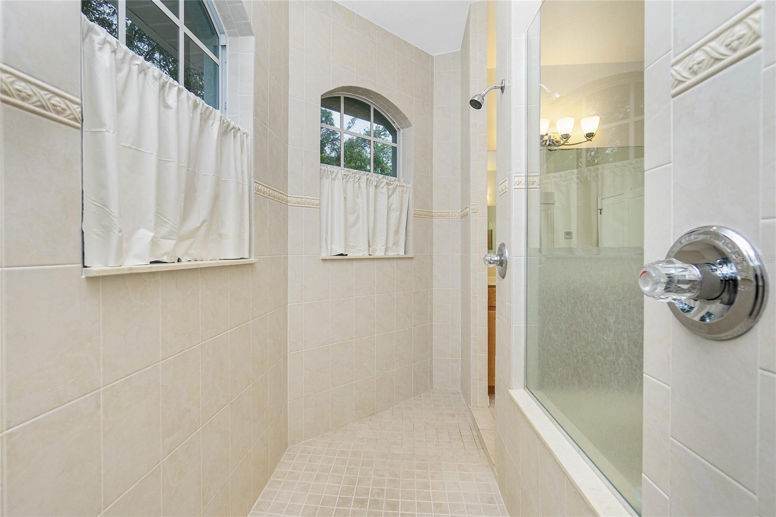 437 LOVELAND BLVD, PORT CHARLOTTE, FL, 33954
