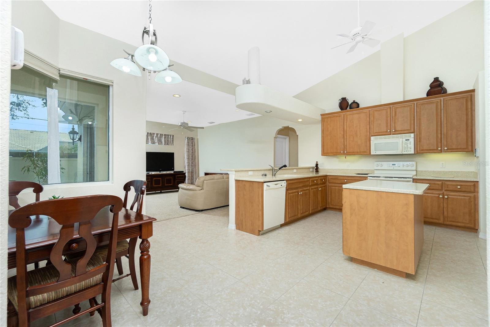 437 LOVELAND BLVD, PORT CHARLOTTE, FL, 33954