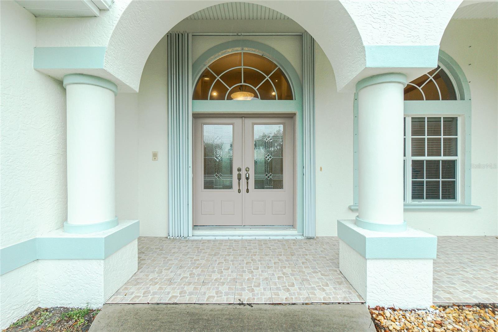 437 LOVELAND BLVD, PORT CHARLOTTE, FL, 33954