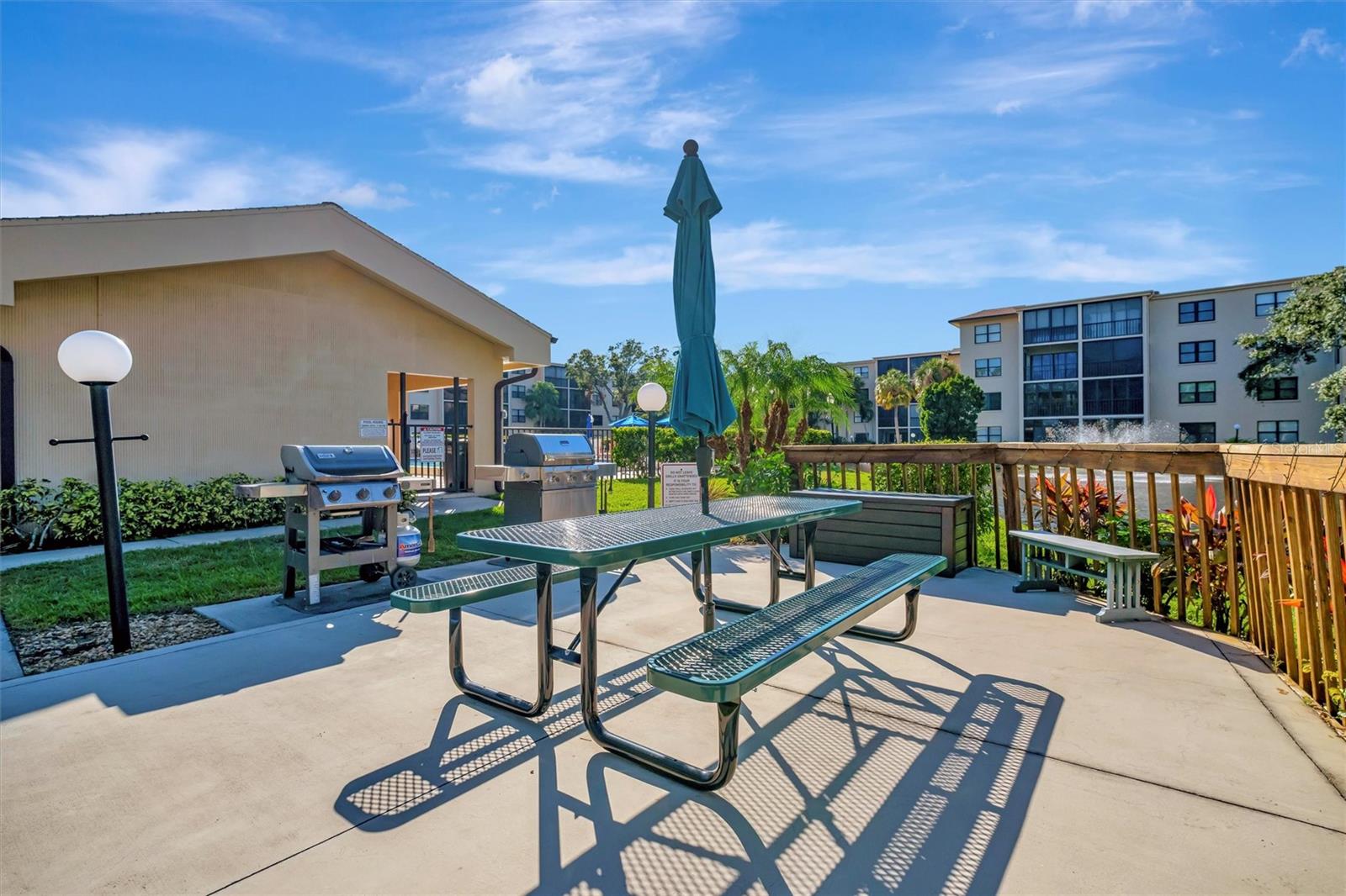 435 30TH AVE W #D309, BRADENTON, FL, 34205