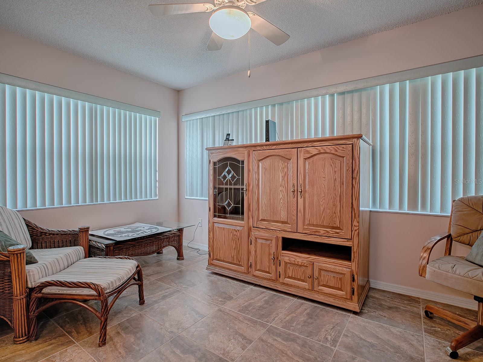 1218 AUGUSTINE DR, THE VILLAGES, FL, 32159