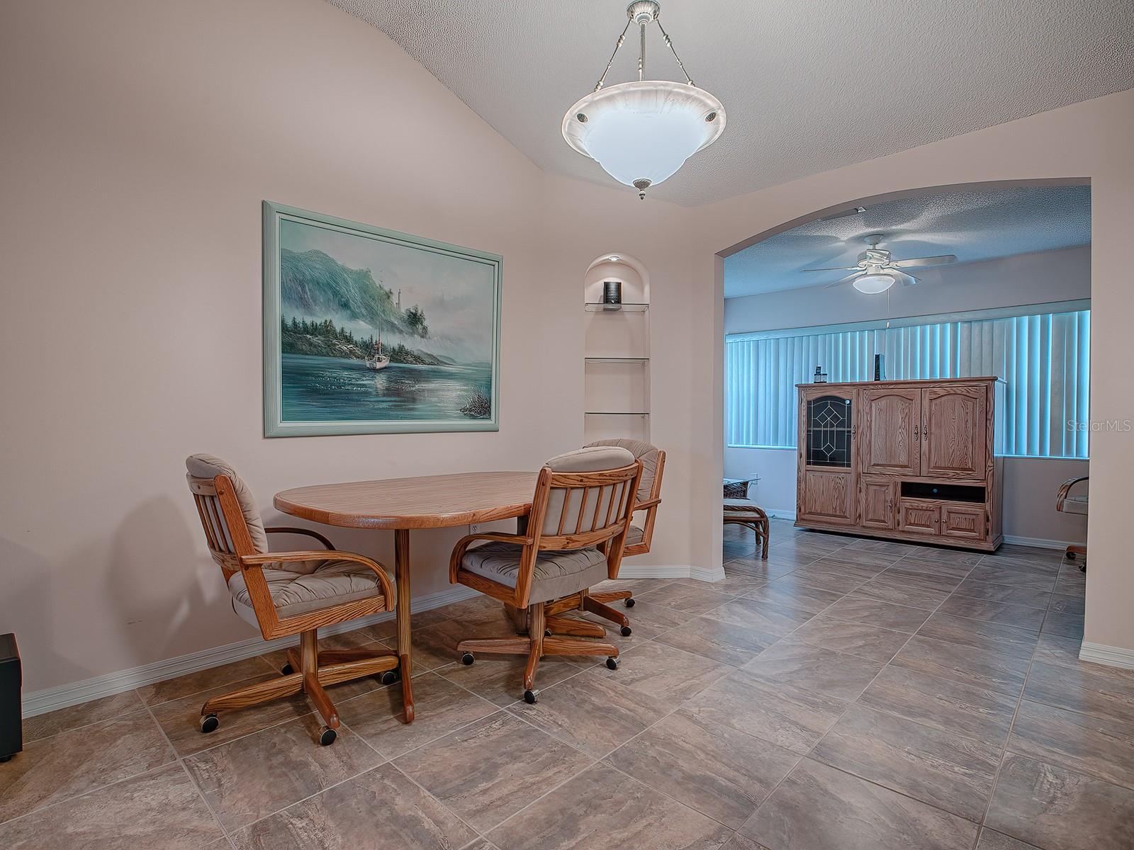 1218 AUGUSTINE DR, THE VILLAGES, FL, 32159